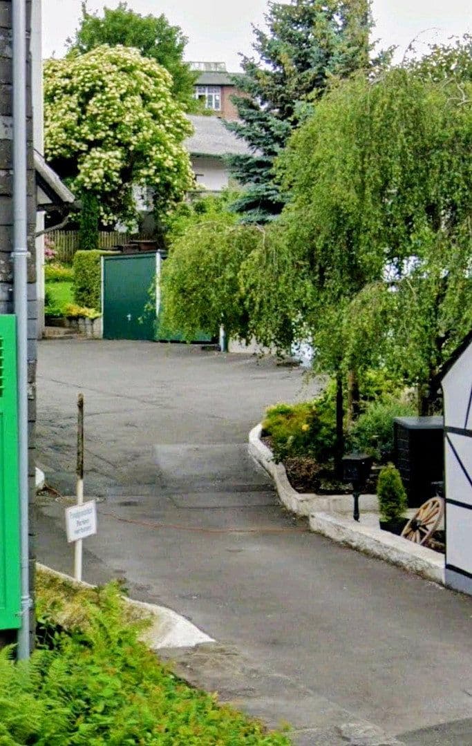 Prodej domu 733 m², pozemek 1.239 m², Wuppertal, Severní Porýní-Vestfálsko Prodej domu 733 m², pozemek 1.239 m², Wuppertal, Severní Porýní-Vestfálsko