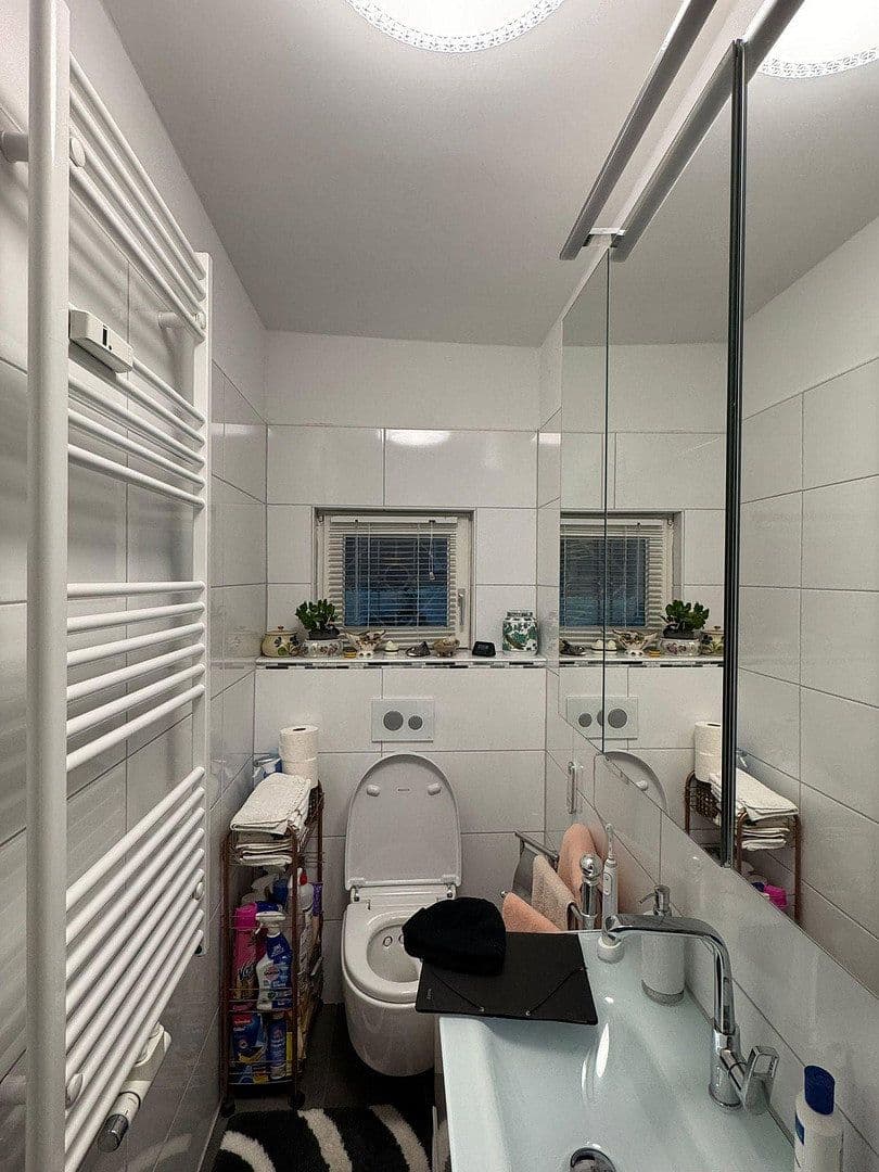 Prodej domu 733 m², pozemek 1.239 m², Wuppertal, Severní Porýní-Vestfálsko Prodej domu 733 m², pozemek 1.239 m², Wuppertal, Severní Porýní-Vestfálsko