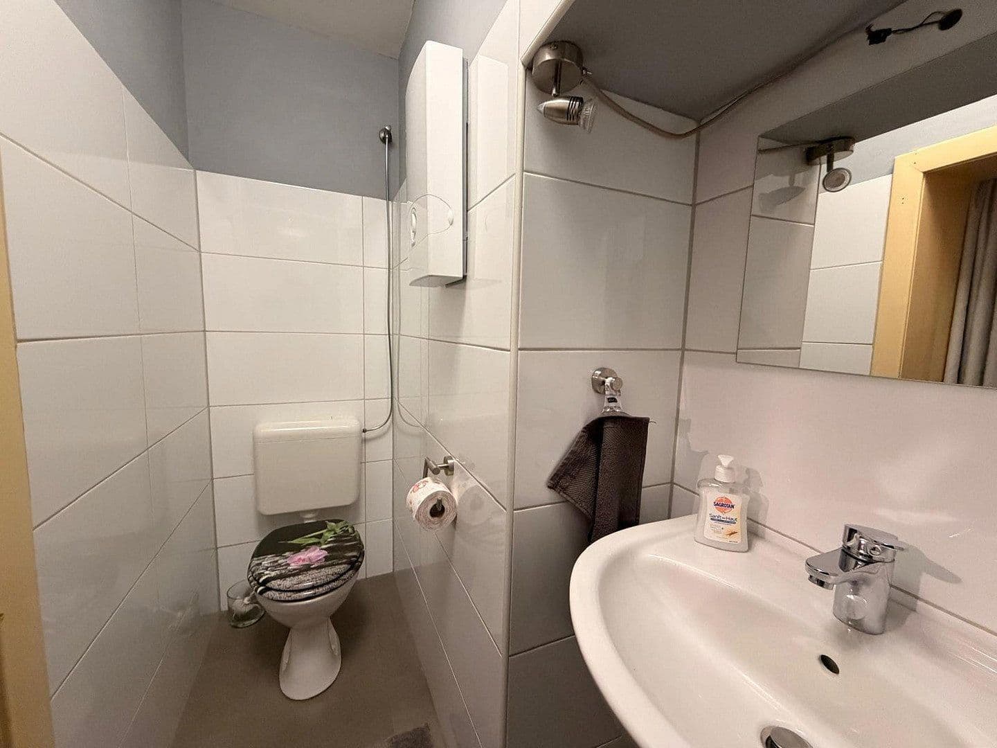 Prodej domu 733 m², pozemek 1.239 m², Wuppertal, Severní Porýní-Vestfálsko Prodej domu 733 m², pozemek 1.239 m², Wuppertal, Severní Porýní-Vestfálsko