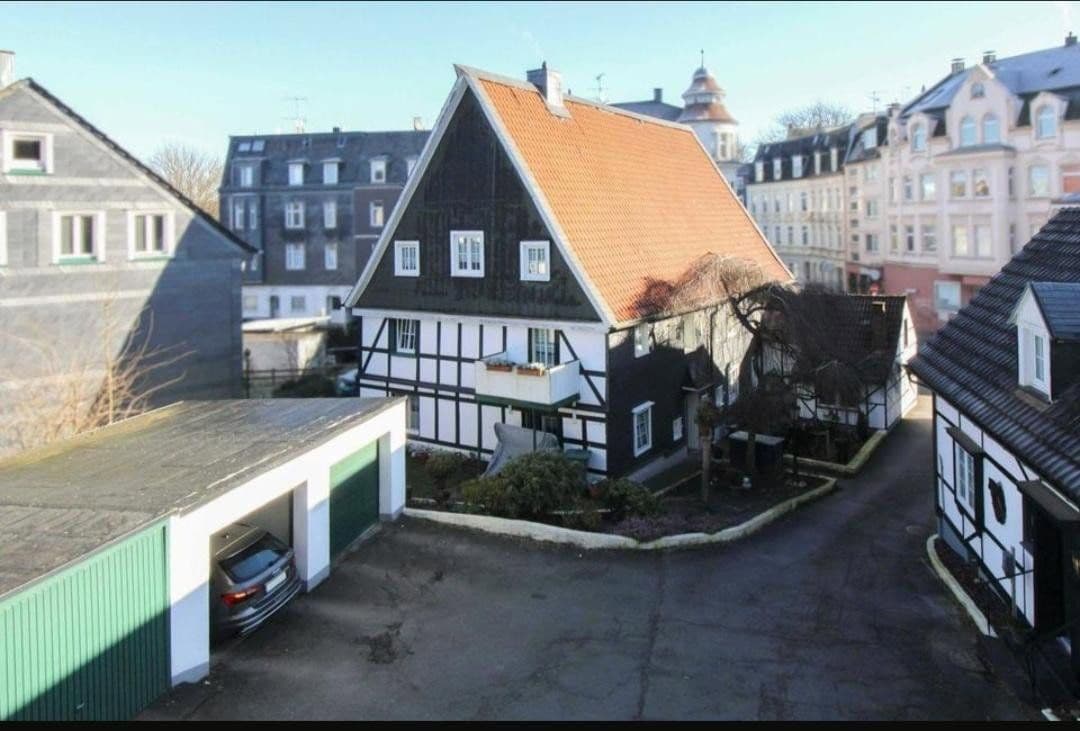 Prodej domu 733 m², pozemek 1.239 m², Wuppertal, Severní Porýní-Vestfálsko Prodej domu 733 m², pozemek 1.239 m², Wuppertal, Severní Porýní-Vestfálsko