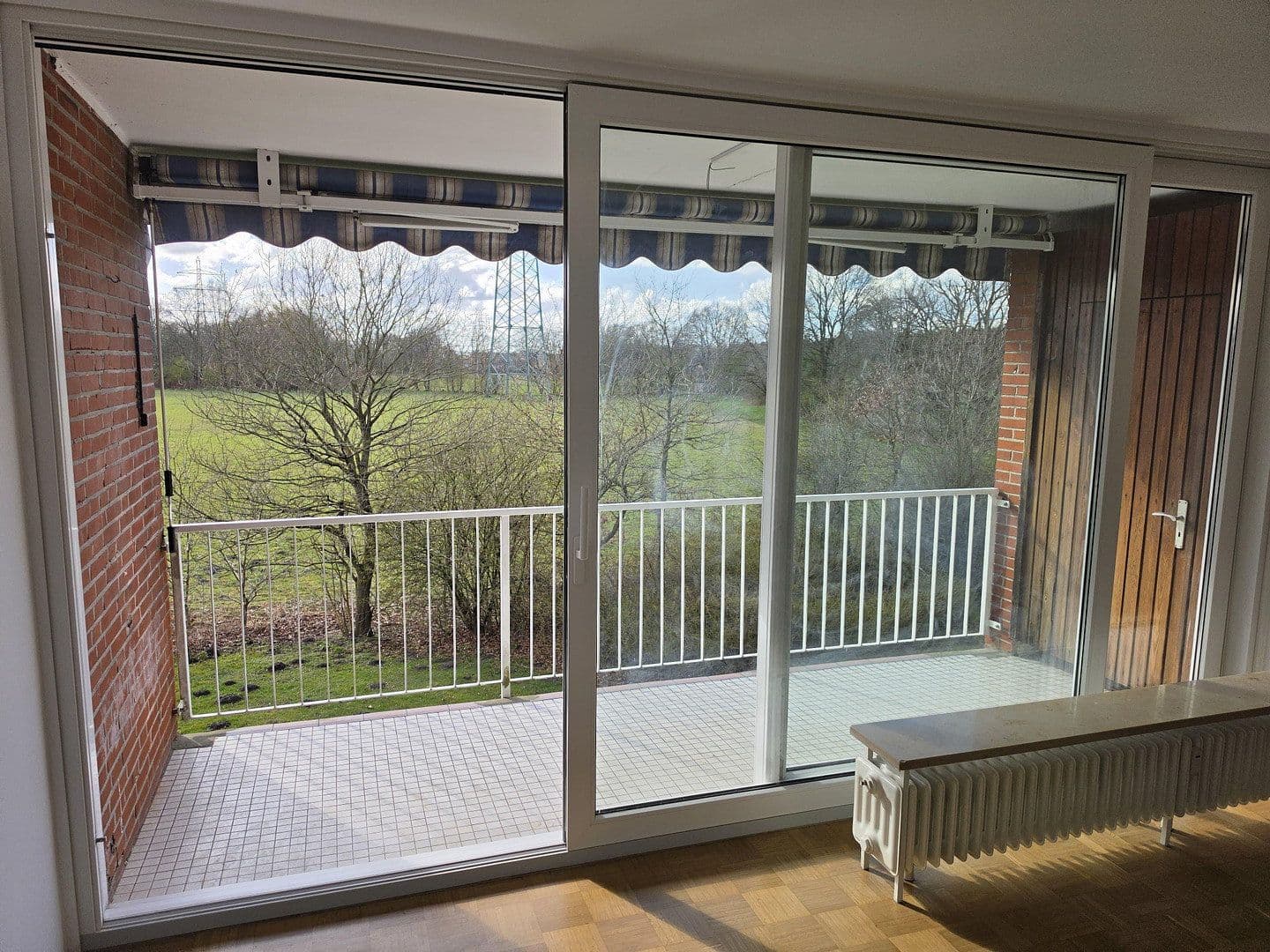 Pronájem bytu 3+kk 90 m², Ulzburger Straße 693, Norderstedt, Šlesvicko-Holštýnsko Pronájem bytu 3+kk 90 m², Ulzburger Straße 693, Norderstedt, Šlesvicko-Holštýnsko