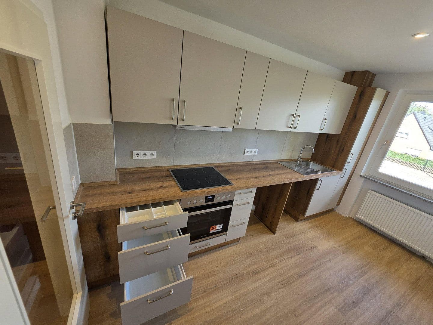 Pronájem bytu 3+kk 90 m², Ulzburger Straße 693, Norderstedt, Šlesvicko-Holštýnsko Pronájem bytu 3+kk 90 m², Ulzburger Straße 693, Norderstedt, Šlesvicko-Holštýnsko