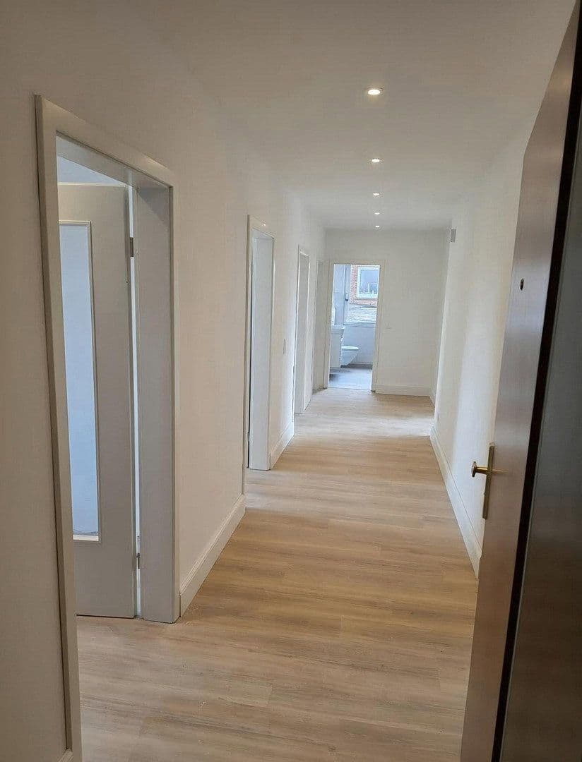 Pronájem bytu 3+kk 90 m², Ulzburger Straße 693, Norderstedt, Šlesvicko-Holštýnsko Pronájem bytu 3+kk 90 m², Ulzburger Straße 693, Norderstedt, Šlesvicko-Holštýnsko