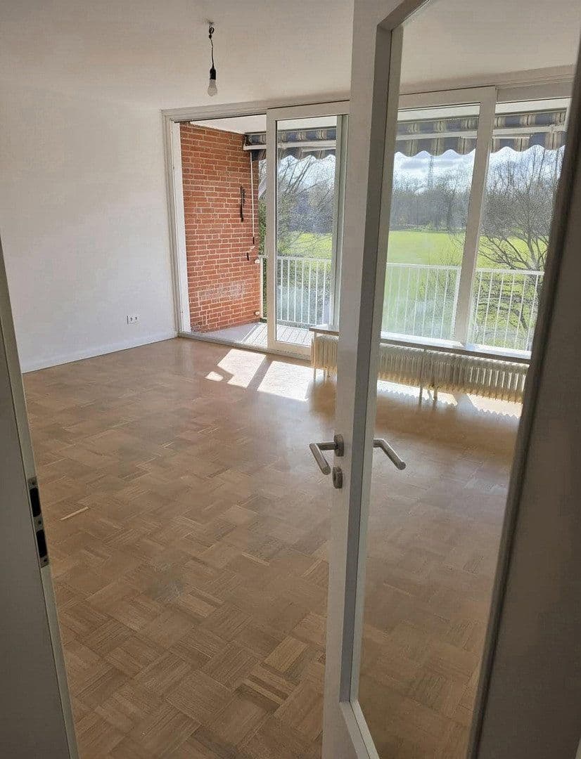Pronájem bytu 3+kk 90 m², Ulzburger Straße 693, Norderstedt, Šlesvicko-Holštýnsko Pronájem bytu 3+kk 90 m², Ulzburger Straße 693, Norderstedt, Šlesvicko-Holštýnsko