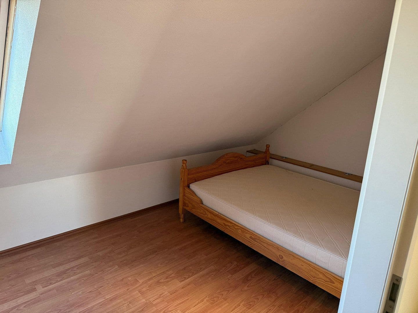 Prodej domu 135 m², pozemek 275 m², Reinbek, Šlesvicko-Holštýnsko Prodej domu 135 m², pozemek 275 m², Reinbek, Šlesvicko-Holštýnsko