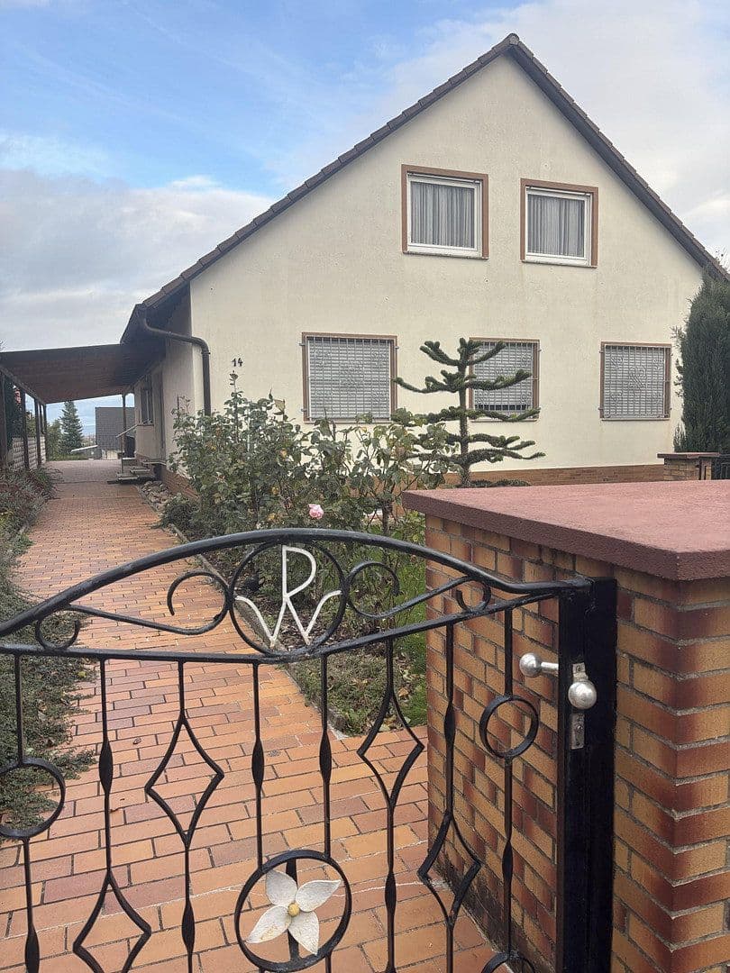 Prodej domu 205 m², pozemek 635 m², Worms, Porýní-Falc Prodej domu 205 m², pozemek 635 m², Worms, Porýní-Falc