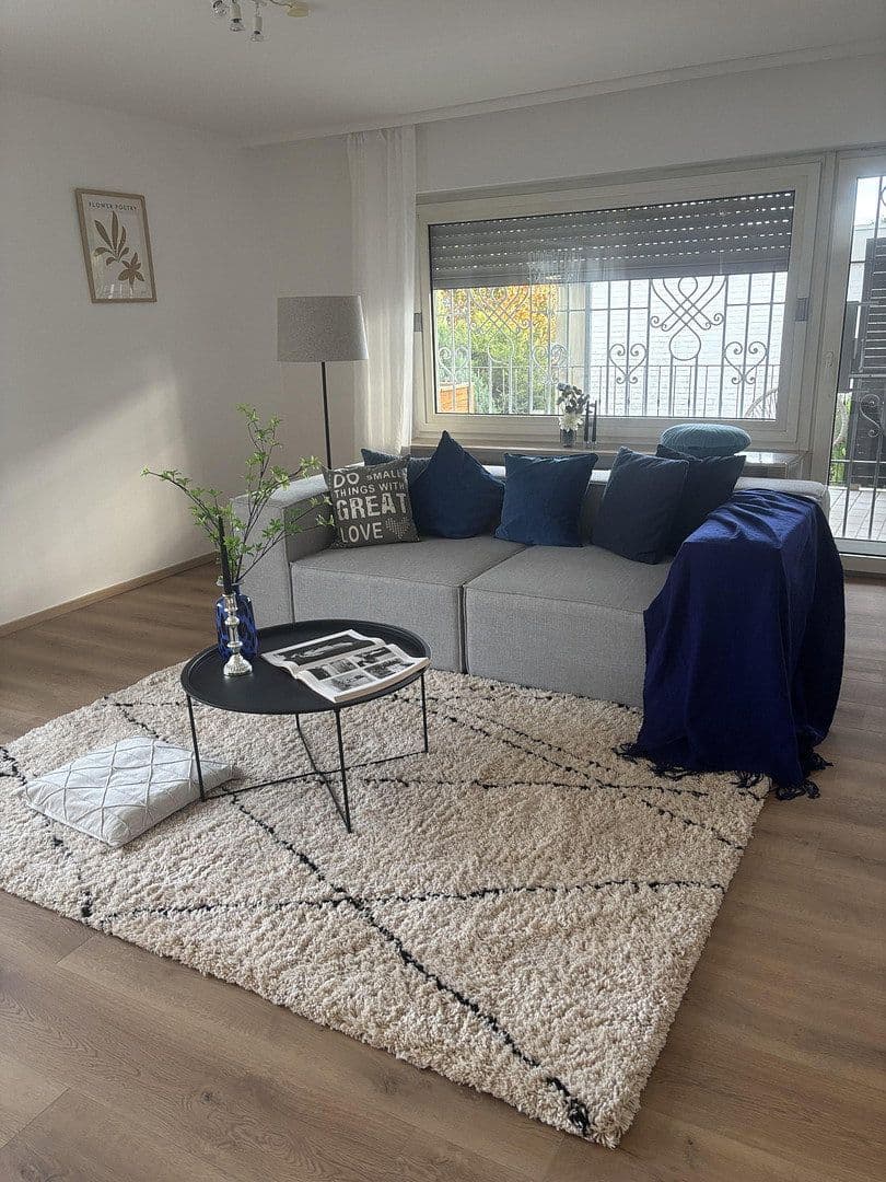 Prodej domu 205 m², pozemek 635 m², Worms, Porýní-Falc Prodej domu 205 m², pozemek 635 m², Worms, Porýní-Falc