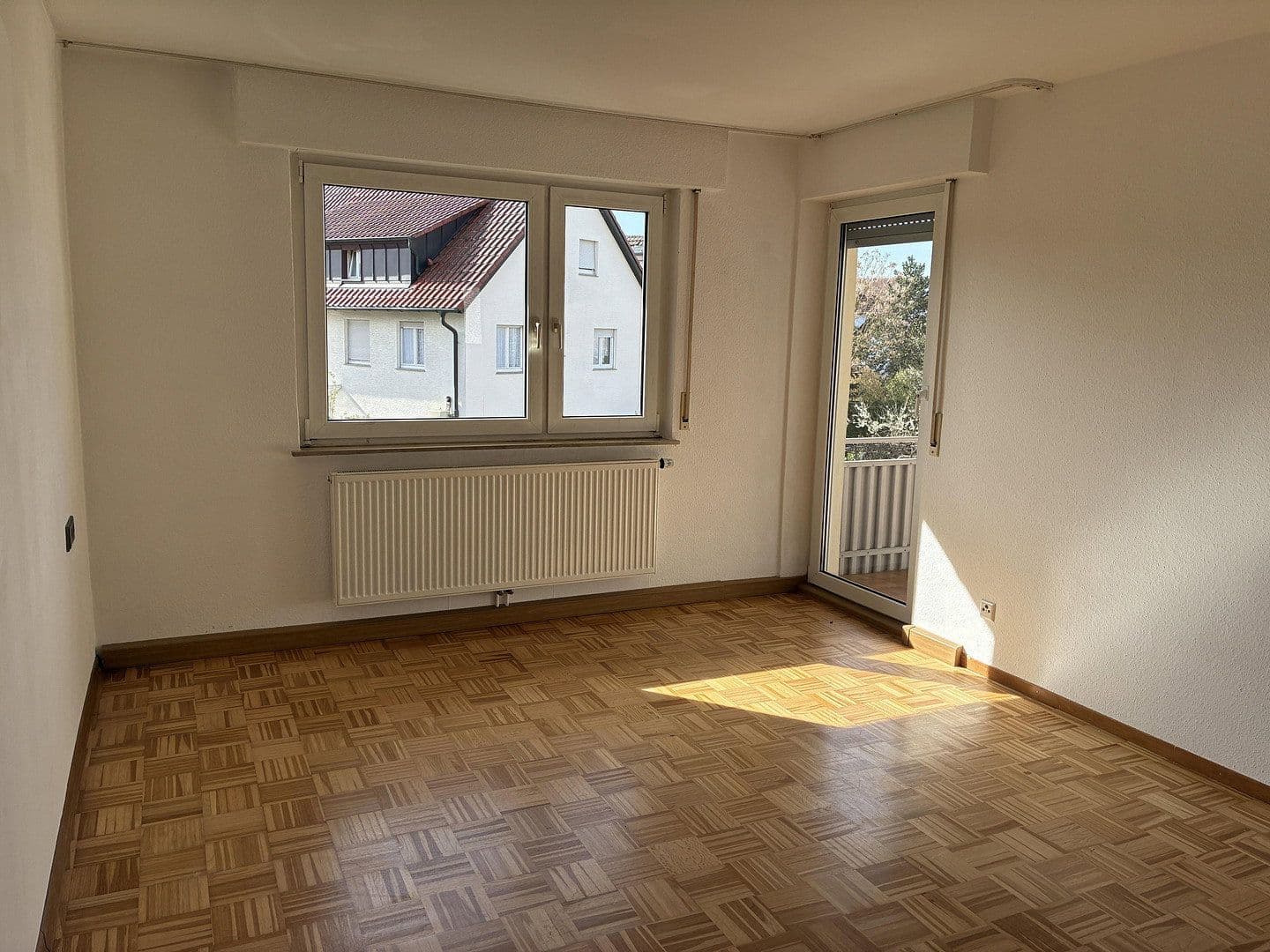 Pronájem bytu 3+kk 78 m², Filderstadt, Bádensko-Württembersko Pronájem bytu 3+kk 78 m², Filderstadt, Bádensko-Württembersko
