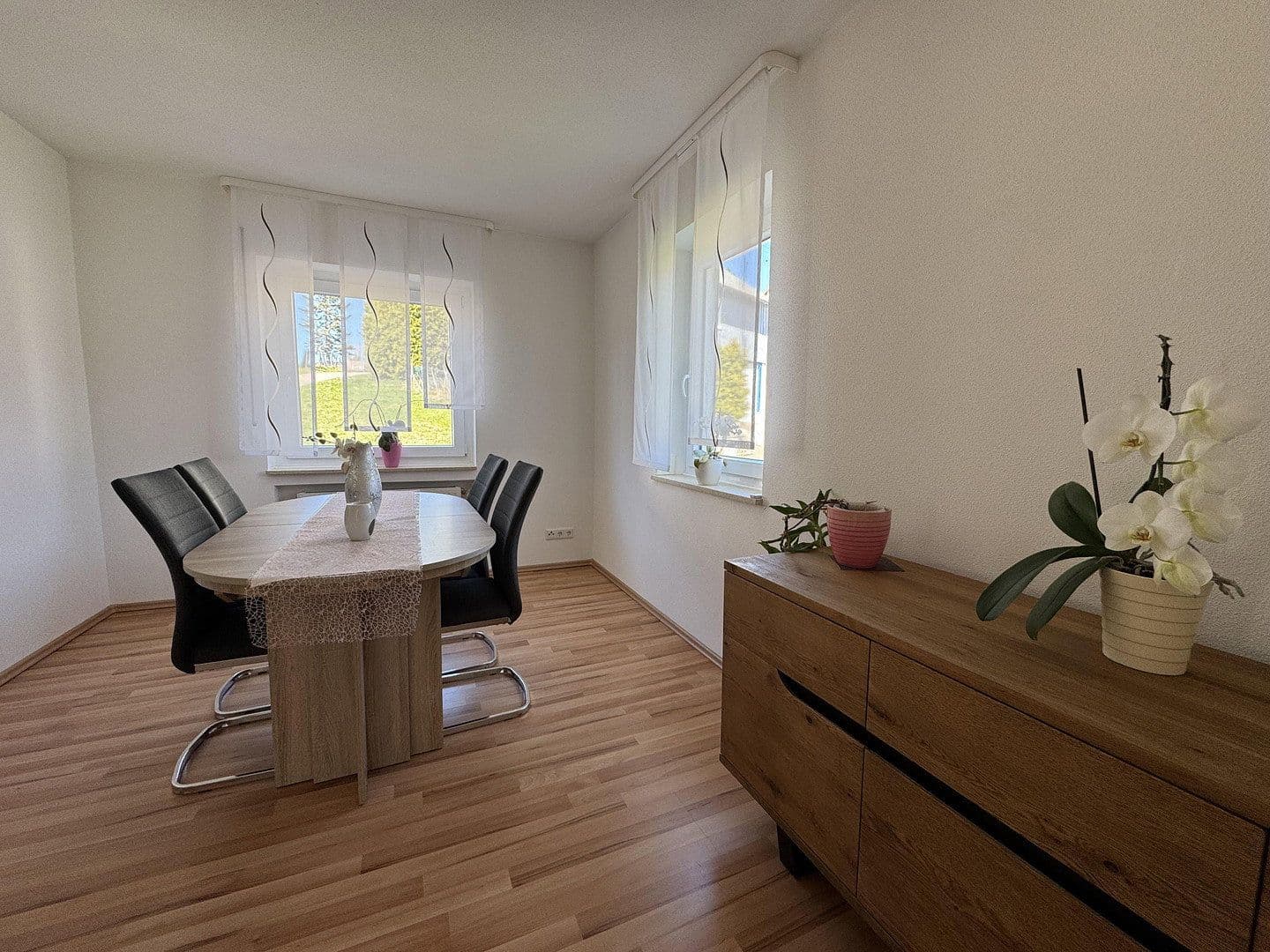 Prodej domu 189 m², pozemek 876 m², Wellendingen, Bádensko-Württembersko Prodej domu 189 m², pozemek 876 m², Wellendingen, Bádensko-Württembersko