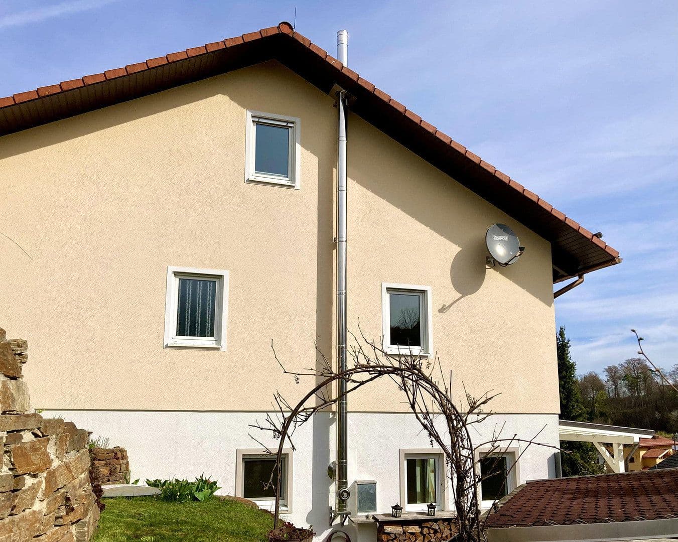 Prodej domu 161 m², pozemek 355 m², Isen, Bavorsko Prodej domu 161 m², pozemek 355 m², Isen, Bavorsko