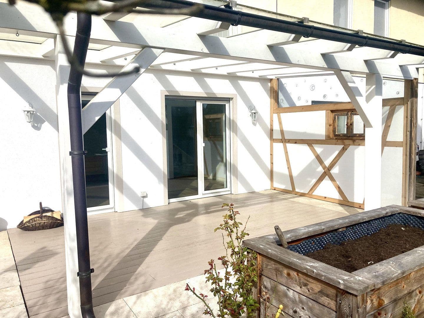 Prodej domu 161 m², pozemek 355 m², Isen, Bavorsko Prodej domu 161 m², pozemek 355 m², Isen, Bavorsko