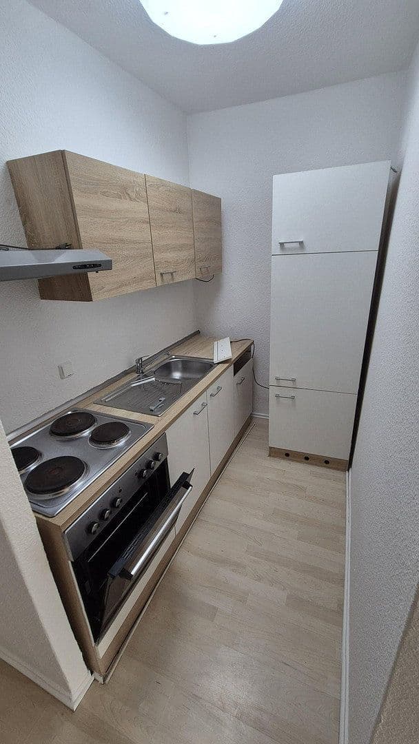 Pronájem bytu 1+1 30 m², Nennhauser Damm, Berlin, Berlín Pronájem bytu 1+1 30 m², Nennhauser Damm, Berlin, Berlín