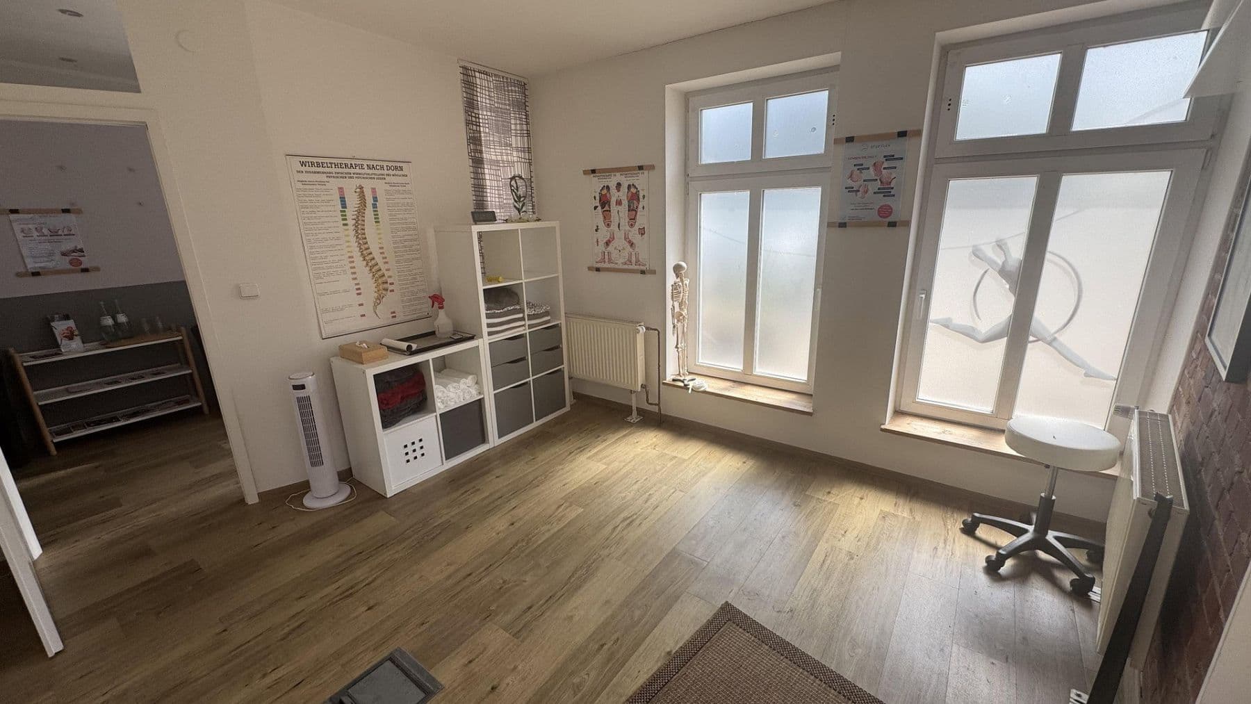 Pronájem kanceláře 130 m², Neusser Str. 1b, Dormagen, Severní Porýní-Vestfálsko Pronájem kanceláře 130 m², Neusser Str. 1b, Dormagen, Severní Porýní-Vestfálsko