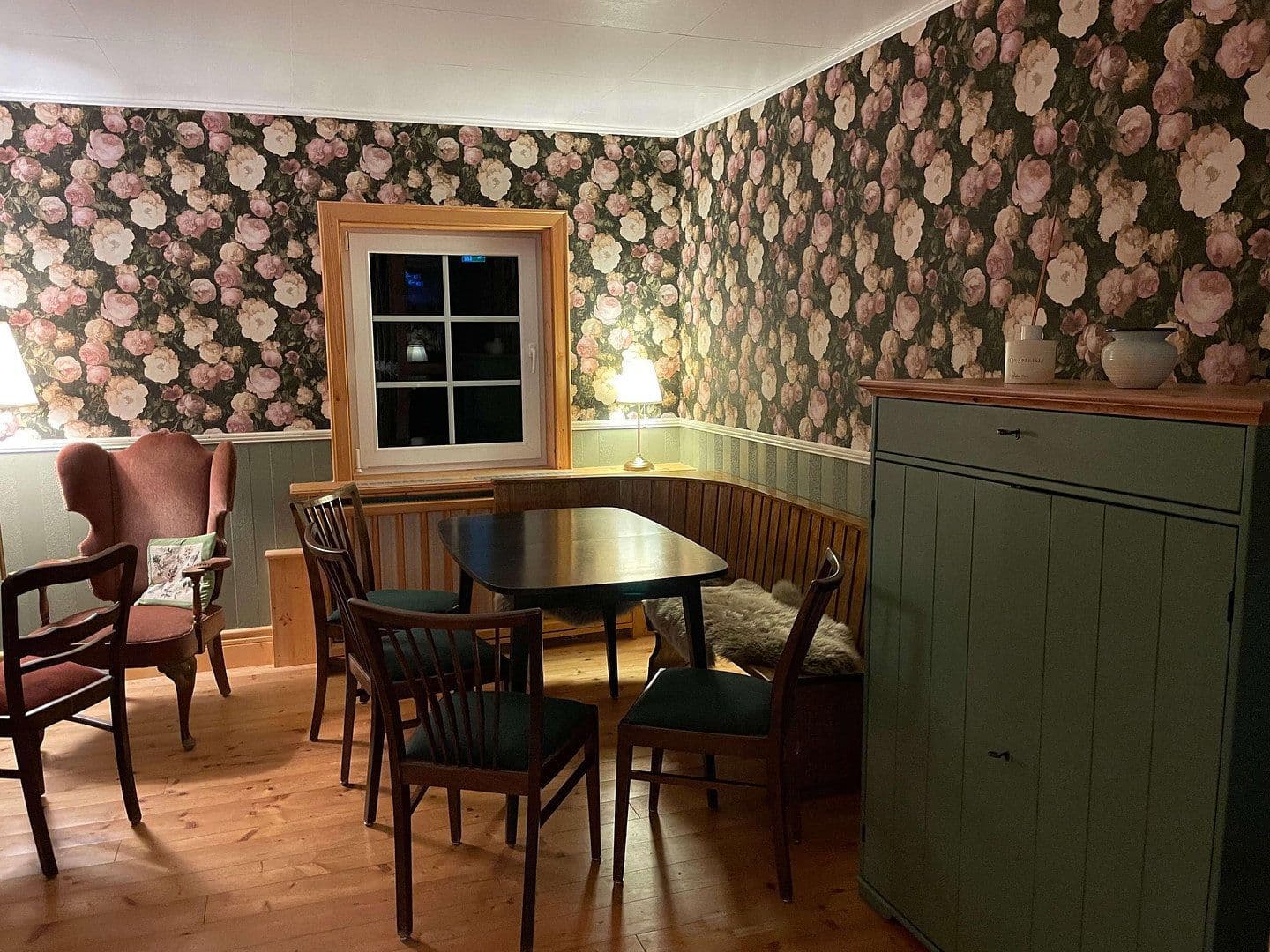 Prodej domu 460 m², pozemek 2.041 m², Rodelhaus 1, Braunlage, Dolní Sasko Prodej domu 460 m², pozemek 2.041 m², Rodelhaus 1, Braunlage, Dolní Sasko