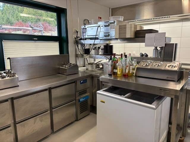 Prodej domu 460 m², pozemek 2.041 m², Rodelhaus 1, Braunlage, Dolní Sasko Prodej domu 460 m², pozemek 2.041 m², Rodelhaus 1, Braunlage, Dolní Sasko