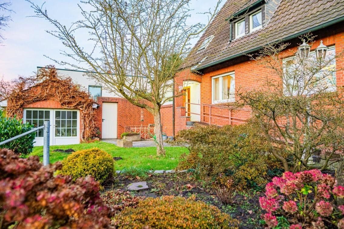 Pronájem domu 162 m², pozemek 1.712 m², Rheine, Severní Porýní-Vestfálsko Pronájem domu 162 m², pozemek 1.712 m², Rheine, Severní Porýní-Vestfálsko