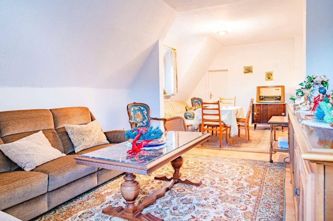 Pronájem domu 162 m², pozemek 1.712 m², Rheine, Severní Porýní-Vestfálsko Pronájem domu 162 m², pozemek 1.712 m², Rheine, Severní Porýní-Vestfálsko