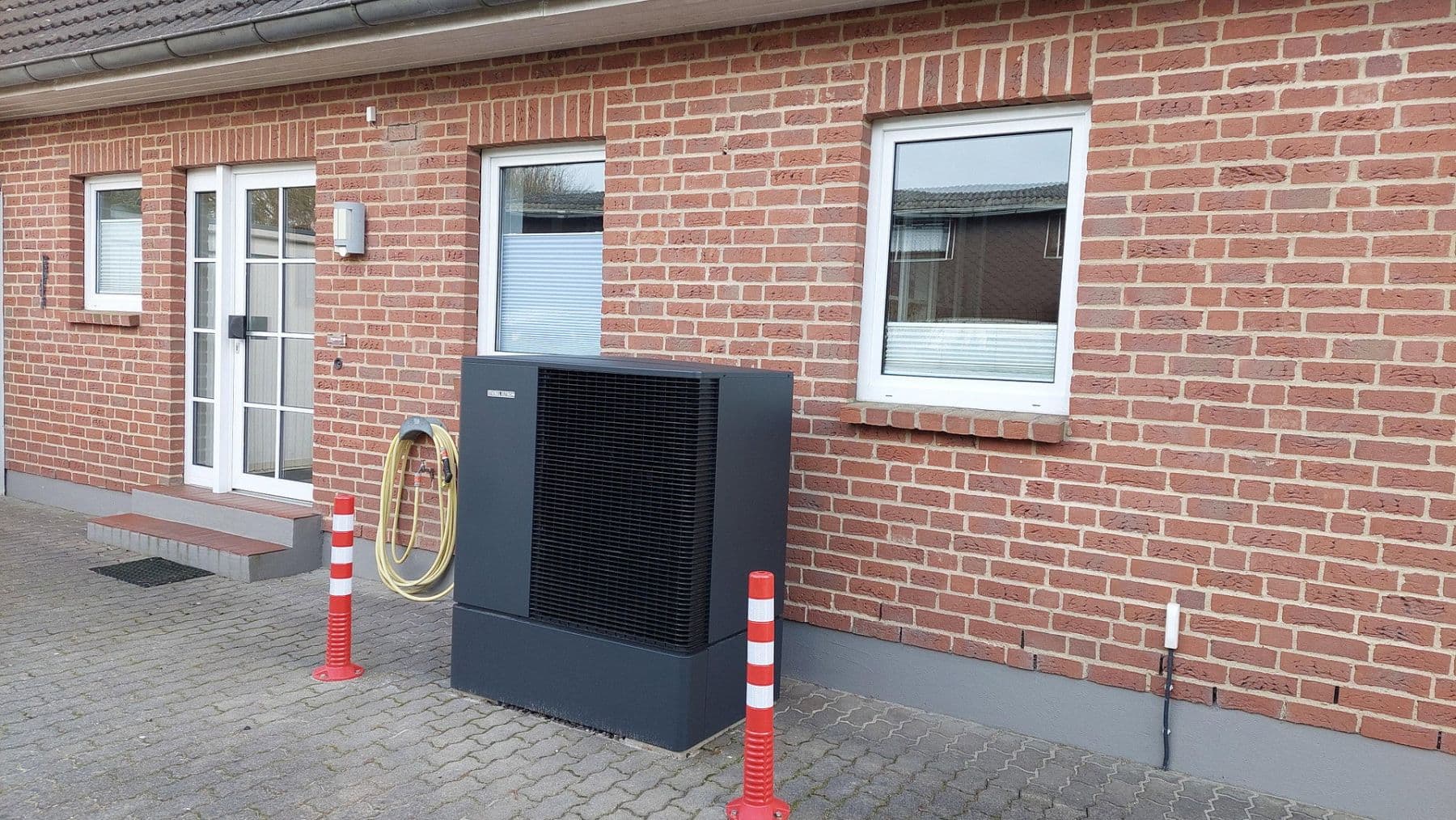 Prodej domu 223 m², pozemek 1.695 m², Steinberg, Šlesvicko-Holštýnsko Prodej domu 223 m², pozemek 1.695 m², Steinberg, Šlesvicko-Holštýnsko