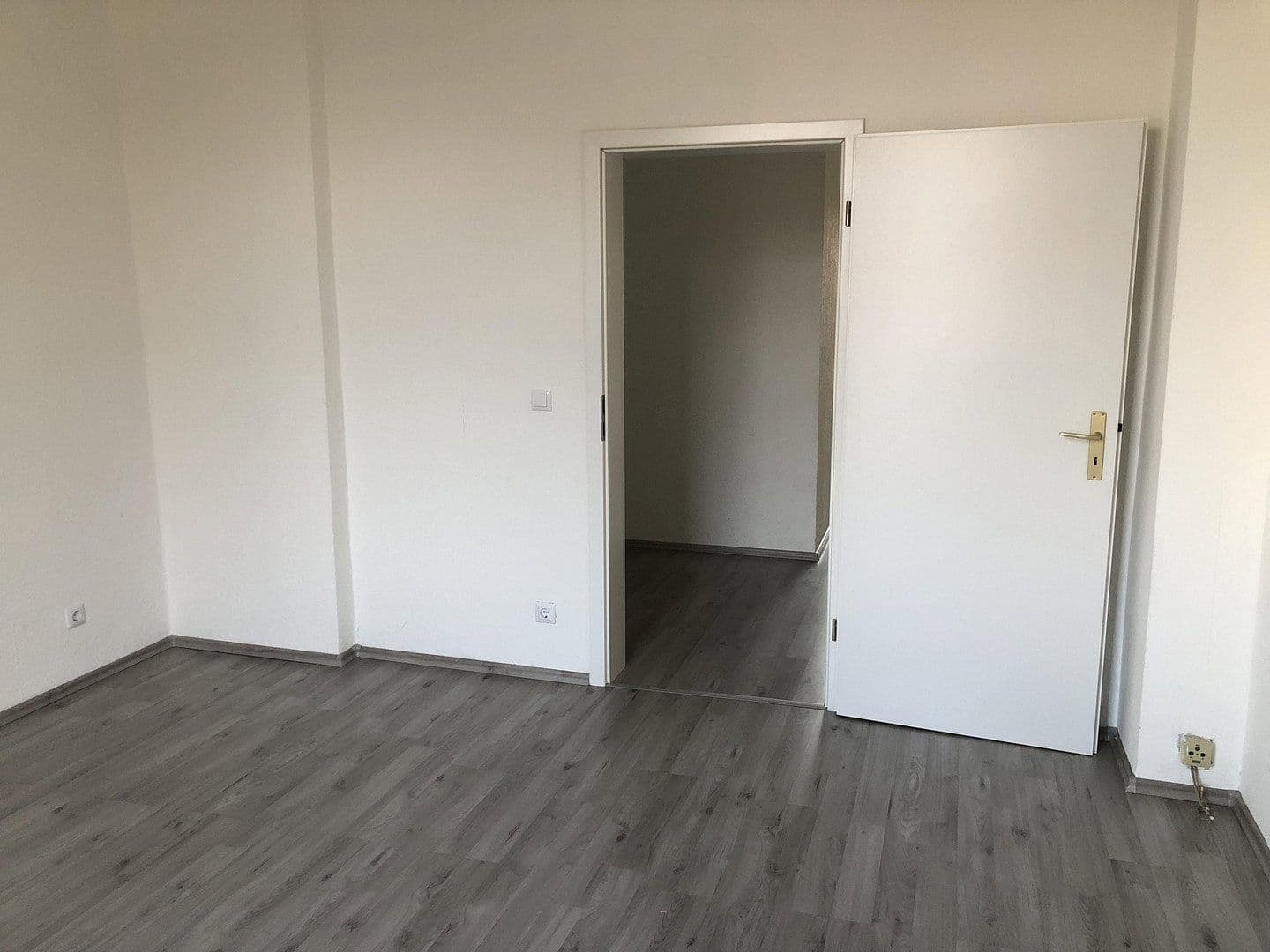 Pronájem bytu 3+1 81 m², Trecknase 3, Remscheid, Severní Porýní-Vestfálsko Pronájem bytu 3+1 81 m², Trecknase 3, Remscheid, Severní Porýní-Vestfálsko