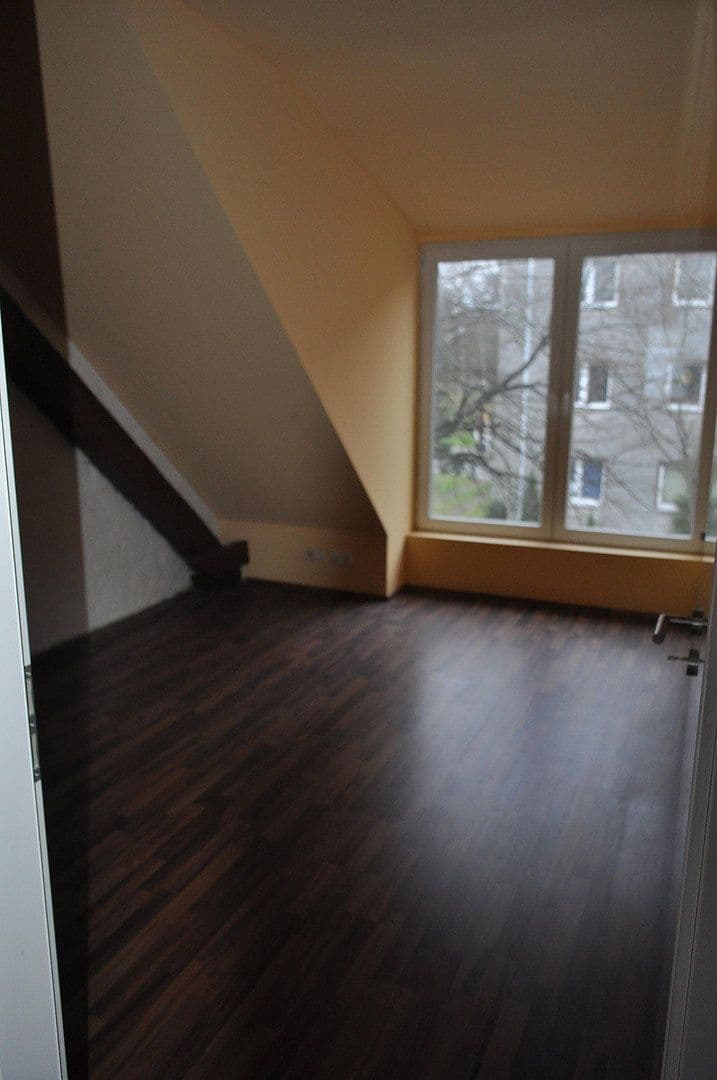 Pronájem bytu 3+1 100 m², Lübeck, Šlesvicko-Holštýnsko Pronájem bytu 3+1 100 m², Lübeck, Šlesvicko-Holštýnsko