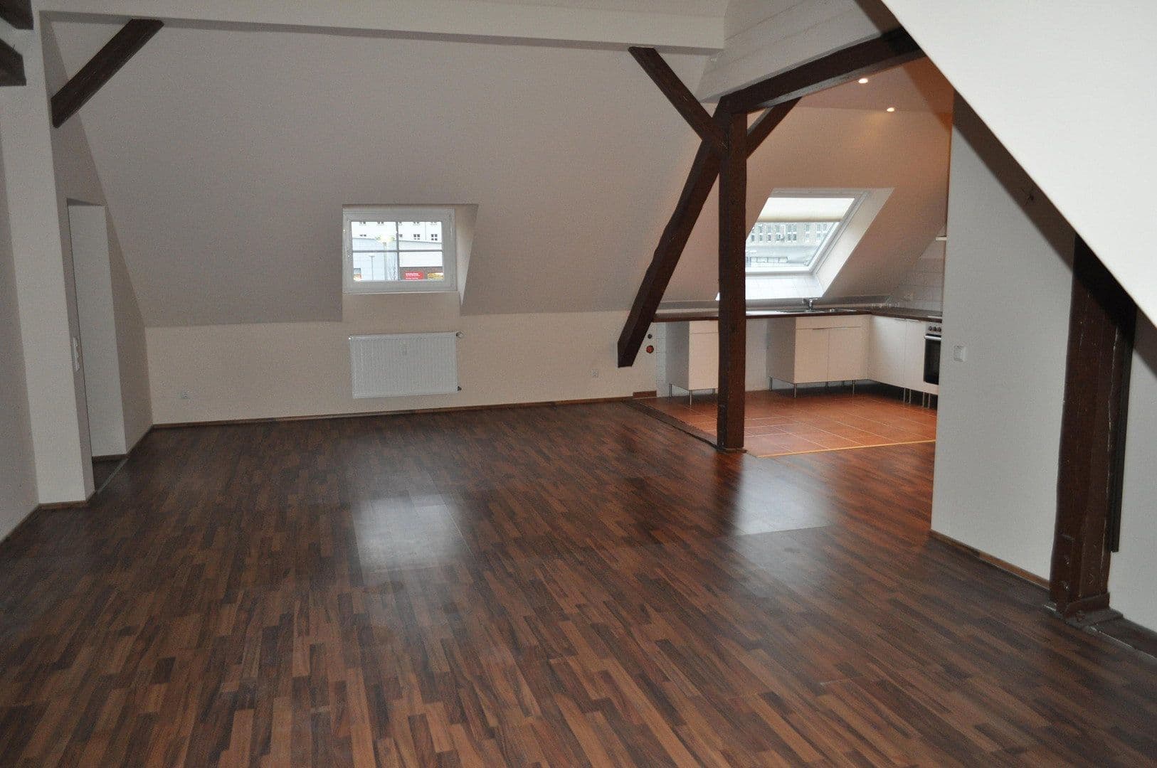 Pronájem bytu 3+1 100 m², Lübeck, Šlesvicko-Holštýnsko Pronájem bytu 3+1 100 m², Lübeck, Šlesvicko-Holštýnsko