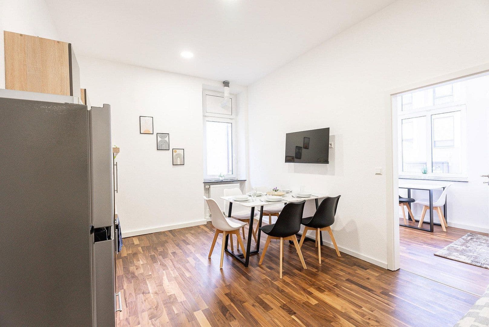 Pronájem bytu 4+1 85 m², Wilhelmstrasse 11, Heilbronn, Bádensko-Württembersko Pronájem bytu 4+1 85 m², Wilhelmstrasse 11, Heilbronn, Bádensko-Württembersko