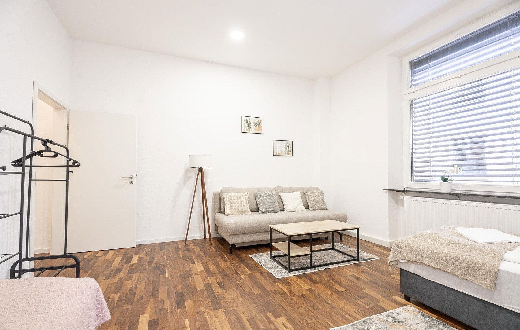 Pronájem bytu 4+1 85 m², Wilhelmstrasse 11, Heilbronn, Bádensko-Württembersko Pronájem bytu 4+1 85 m², Wilhelmstrasse 11, Heilbronn, Bádensko-Württembersko