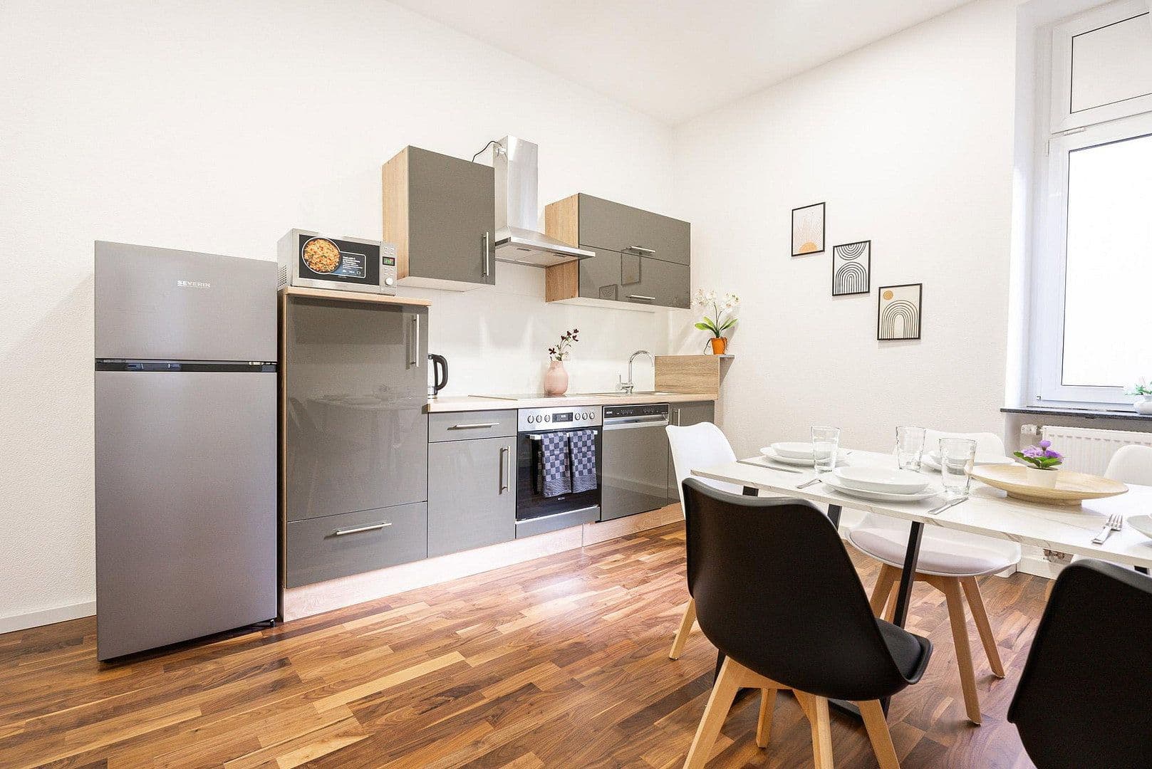 Pronájem bytu 4+1 85 m², Wilhelmstrasse 11, Heilbronn, Bádensko-Württembersko Pronájem bytu 4+1 85 m², Wilhelmstrasse 11, Heilbronn, Bádensko-Württembersko