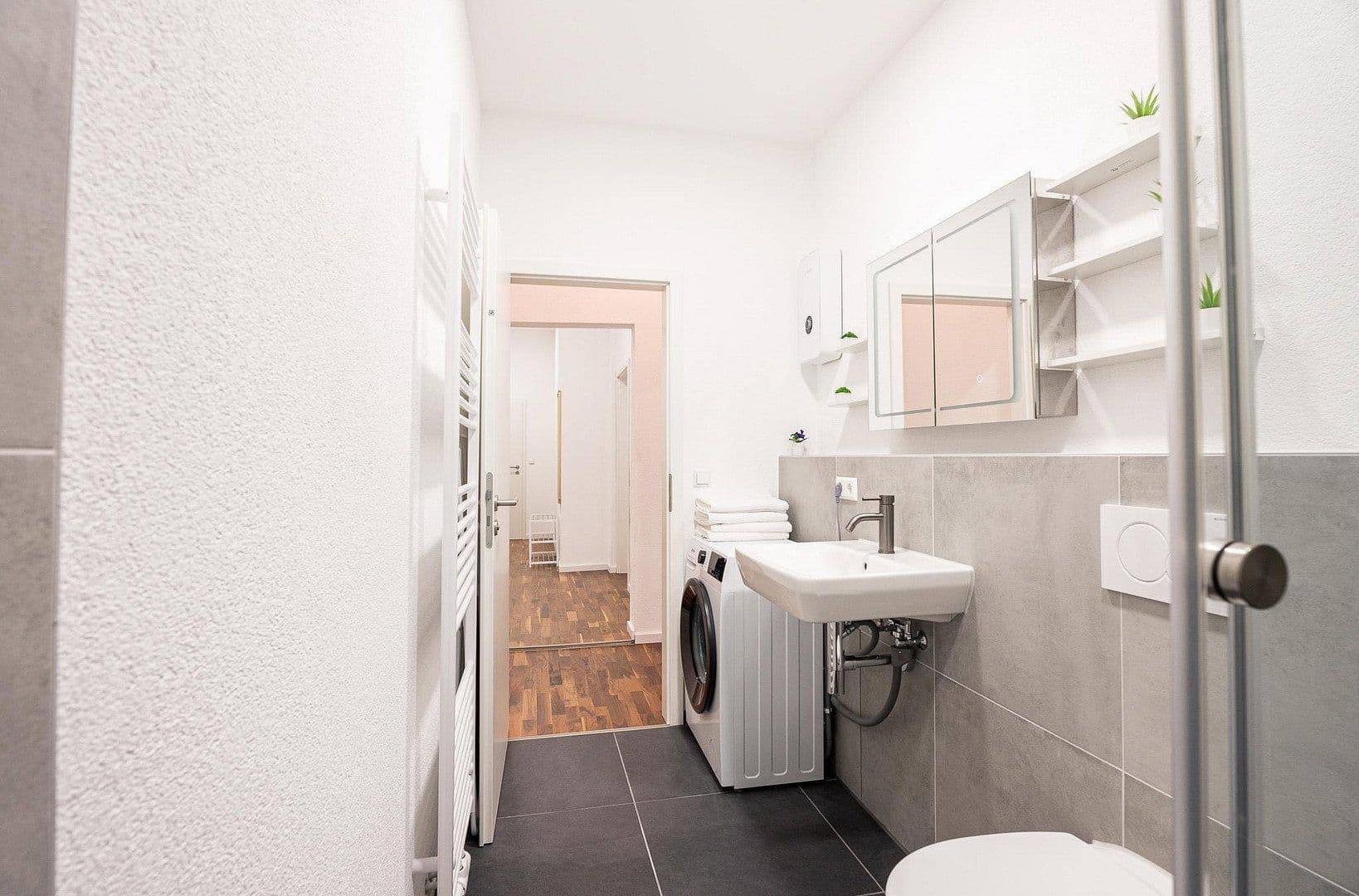 Pronájem bytu 4+1 85 m², Wilhelmstrasse 11, Heilbronn, Bádensko-Württembersko Pronájem bytu 4+1 85 m², Wilhelmstrasse 11, Heilbronn, Bádensko-Württembersko