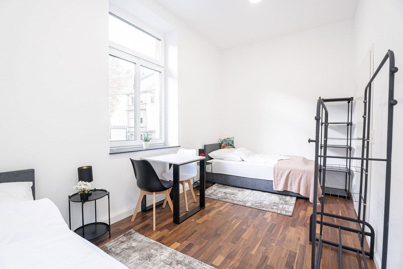 Pronájem bytu 4+1 85 m², Wilhelmstrasse 11, Heilbronn, Bádensko-Württembersko Pronájem bytu 4+1 85 m², Wilhelmstrasse 11, Heilbronn, Bádensko-Württembersko