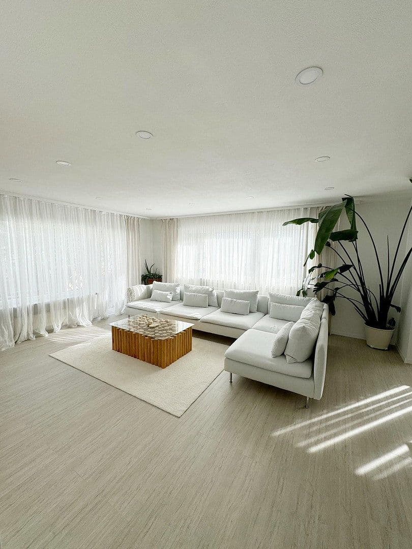 Prodej bytu 3+kk 90 m², Ehningen, Bádensko-Württembersko Prodej bytu 3+kk 90 m², Ehningen, Bádensko-Württembersko