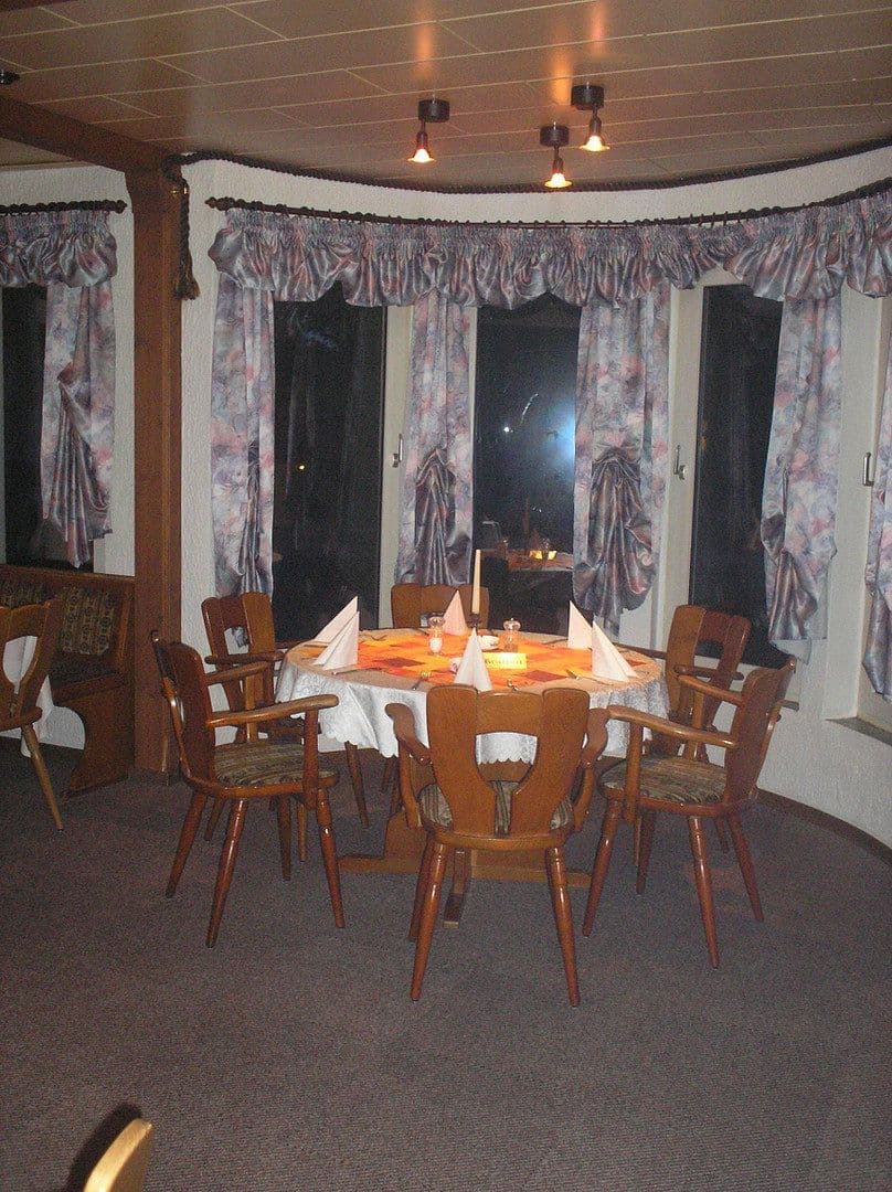 Prodej nebytového prostoru 450 m², Wunstorf, Dolní Sasko Prodej nebytového prostoru 450 m², Wunstorf, Dolní Sasko