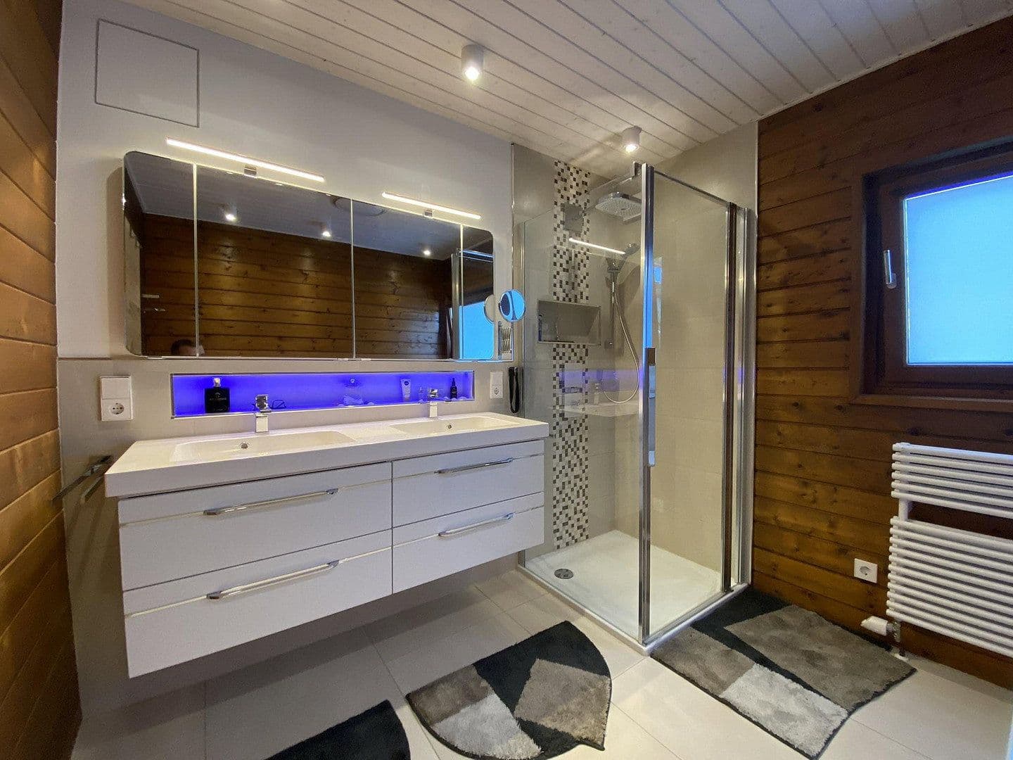 Prodej domu 190 m², pozemek 865 m², Wildberg, Bádensko-Württembersko Prodej domu 190 m², pozemek 865 m², Wildberg, Bádensko-Württembersko