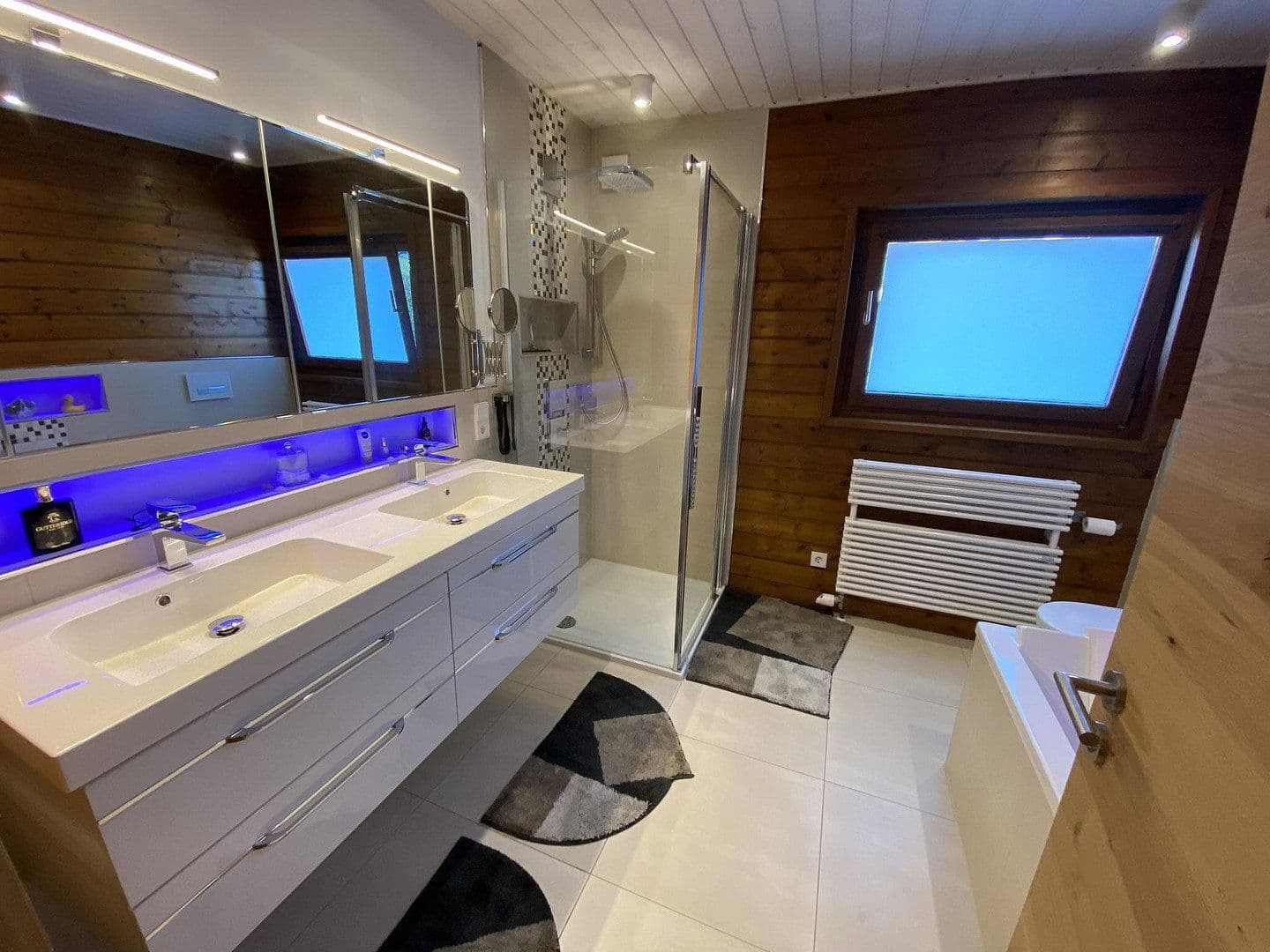 Prodej domu 190 m², pozemek 865 m², Wildberg, Bádensko-Württembersko Prodej domu 190 m², pozemek 865 m², Wildberg, Bádensko-Württembersko