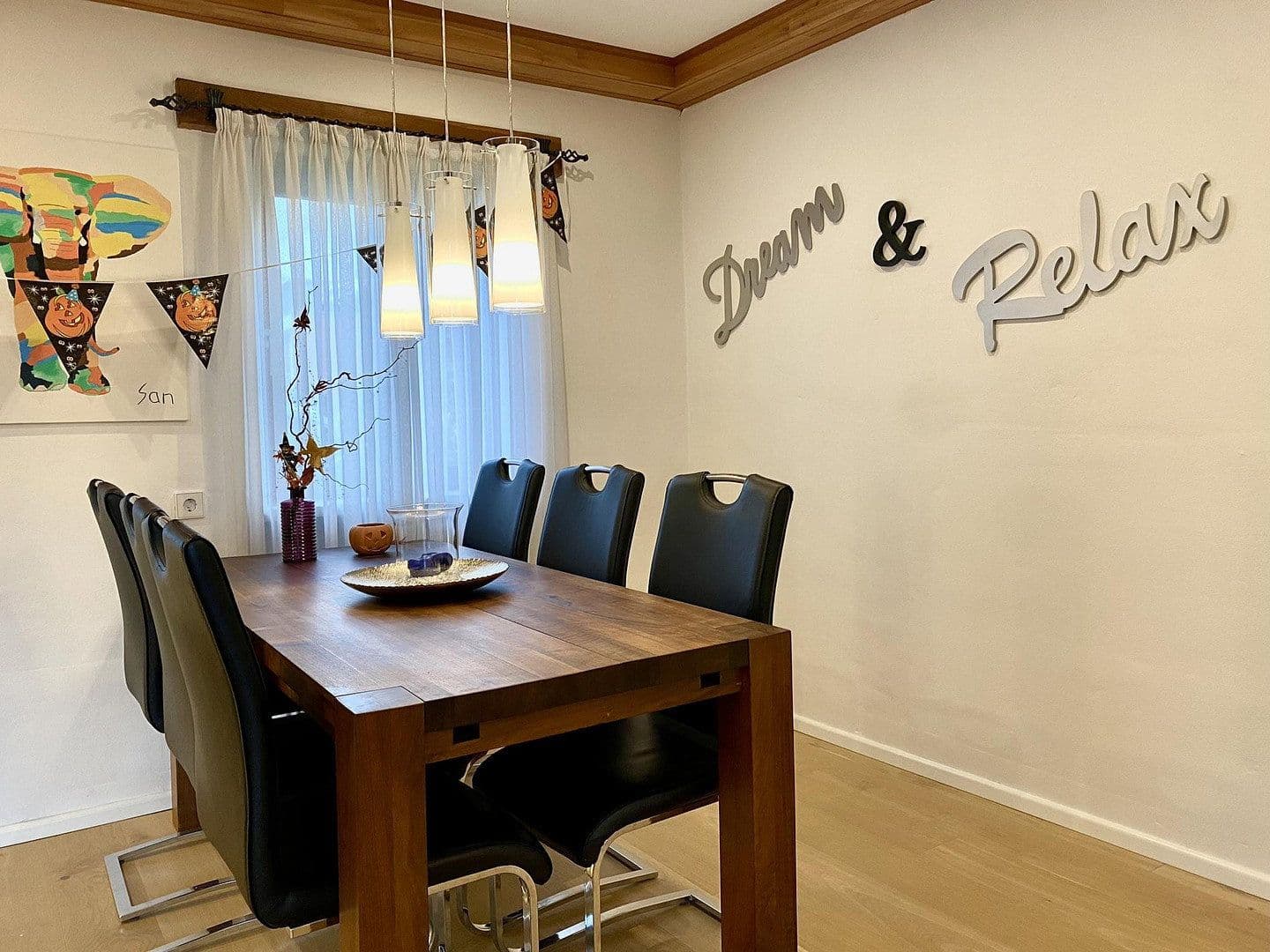 Prodej domu 190 m², pozemek 865 m², Wildberg, Bádensko-Württembersko Prodej domu 190 m², pozemek 865 m², Wildberg, Bádensko-Württembersko