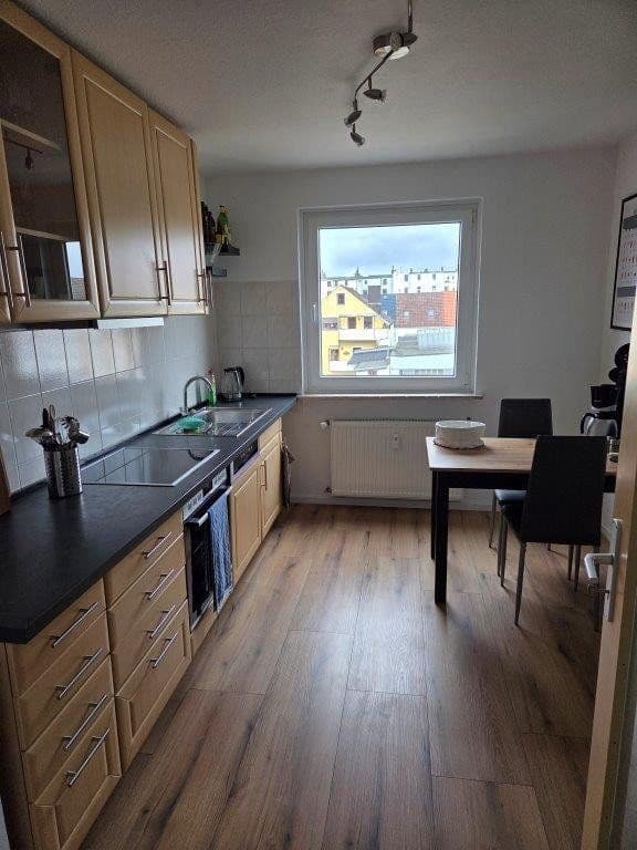 Pronájem bytu 3+1 95 m², Bremerhaven, Bremen Pronájem bytu 3+1 95 m², Bremerhaven, Bremen