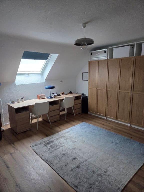 Pronájem bytu 3+1 95 m², Bremerhaven, Bremen Pronájem bytu 3+1 95 m², Bremerhaven, Bremen