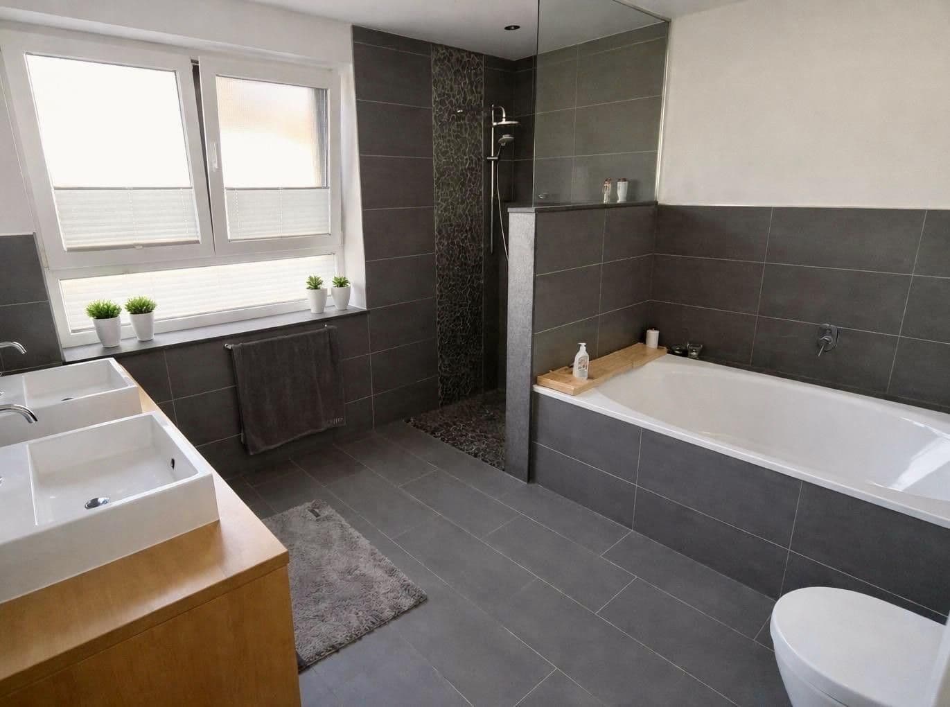 Pronájem domu 237 m², pozemek 588 m², Würselen, Severní Porýní-Vestfálsko Pronájem domu 237 m², pozemek 588 m², Würselen, Severní Porýní-Vestfálsko