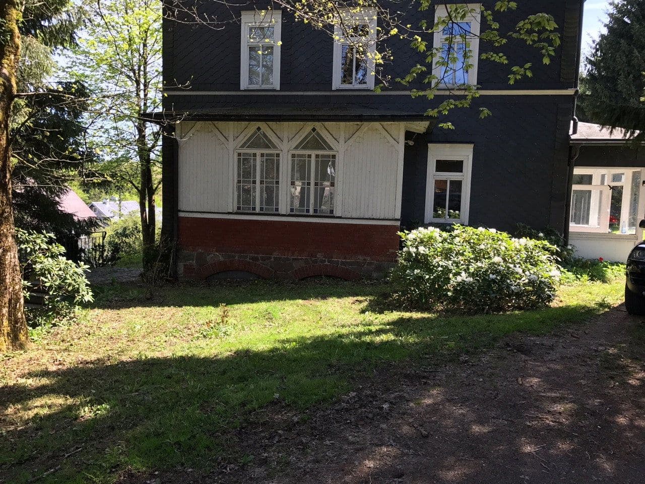 Pronájem bytu 3+1 80 m², Suhler Chaussee 21, Suhl OT Schmiedefeld am Rennsteig, Durynsko Pronájem bytu 3+1 80 m², Suhler Chaussee 21, Suhl OT Schmiedefeld am Rennsteig, Durynsko