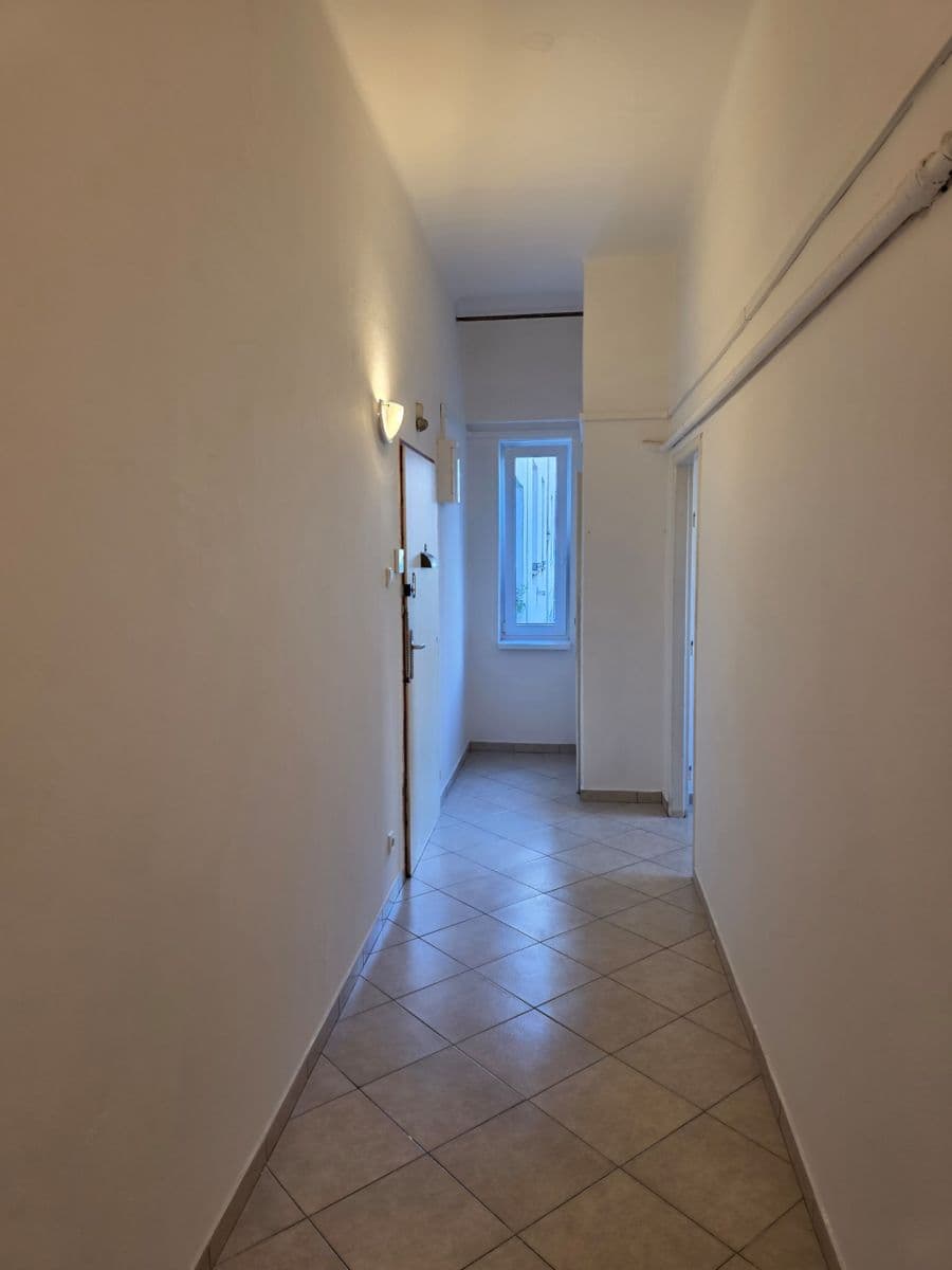 Pronájem bytu 1+1 47 m², Jana Želivského, Praha, Praha Pronájem bytu 1+1 47 m², Jana Želivského, Praha, Praha