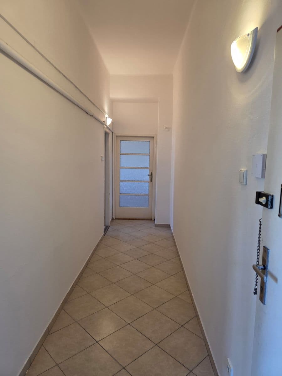 Pronájem bytu 1+1 47 m², Jana Želivského, Praha, Praha Pronájem bytu 1+1 47 m², Jana Želivského, Praha, Praha