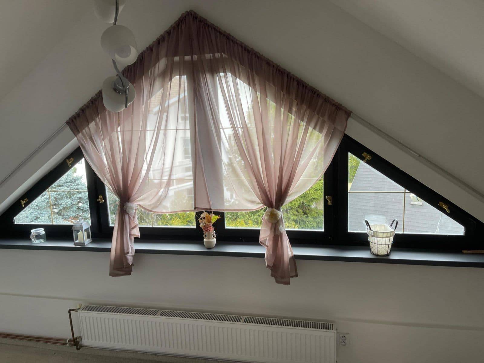 Pronájem bytu 3+1 115 m², Dehtínská, Praha, Praha Pronájem bytu 3+1 115 m², Dehtínská, Praha, Praha