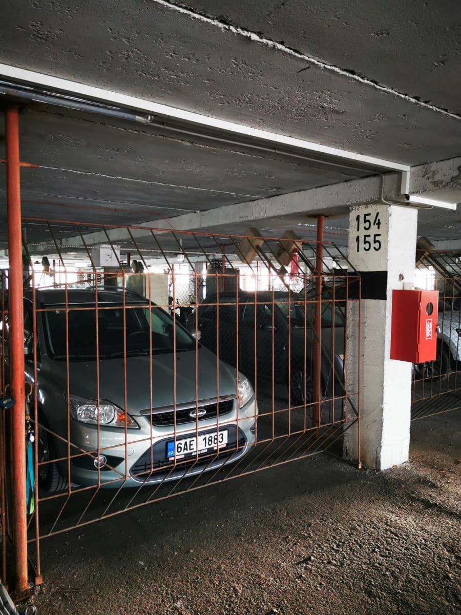 Pronájem garáže 18 m², Praha, Praha Pronájem garáže 18 m², Praha, Praha