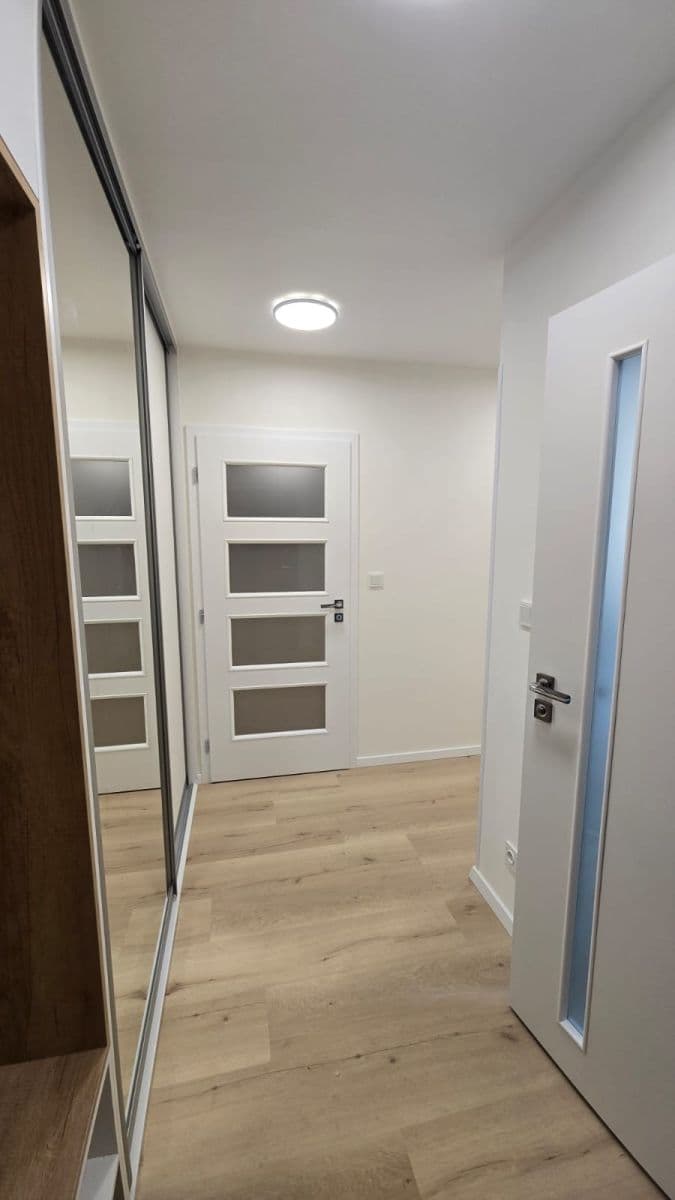 Pronájem bytu 2+kk 40 m², Pod Strání, Praha, Praha Pronájem bytu 2+kk 40 m², Pod Strání, Praha, Praha