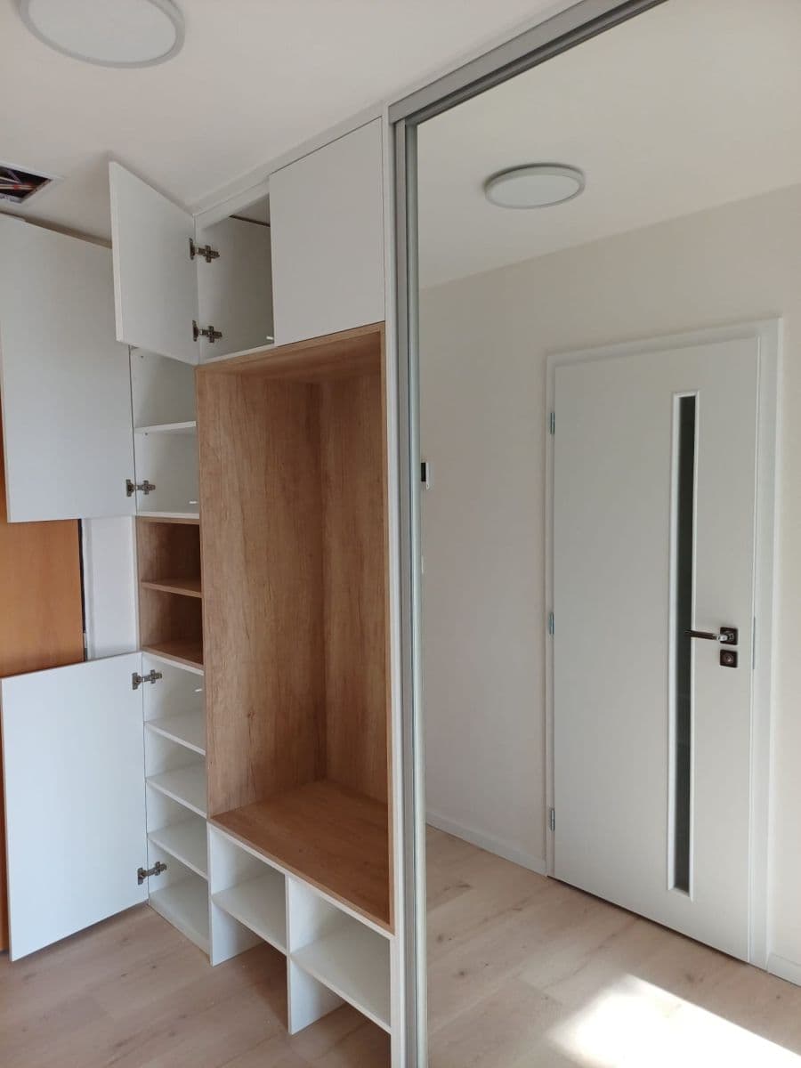 Pronájem bytu 2+kk 40 m², Pod Strání, Praha, Praha Pronájem bytu 2+kk 40 m², Pod Strání, Praha, Praha