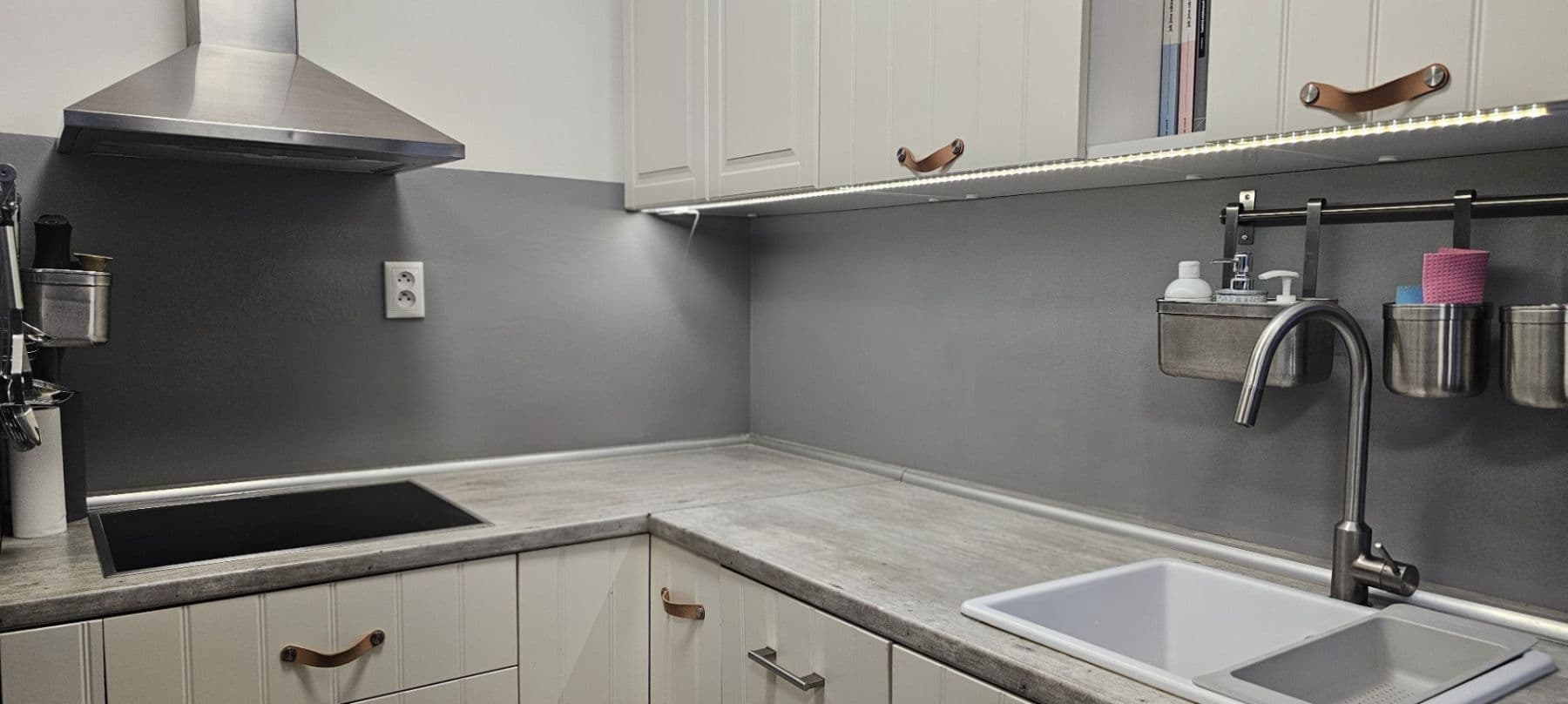 Pronájem bytu 2+kk 62 m², Hlučkova, Praha, Praha Pronájem bytu 2+kk 62 m², Hlučkova, Praha, Praha