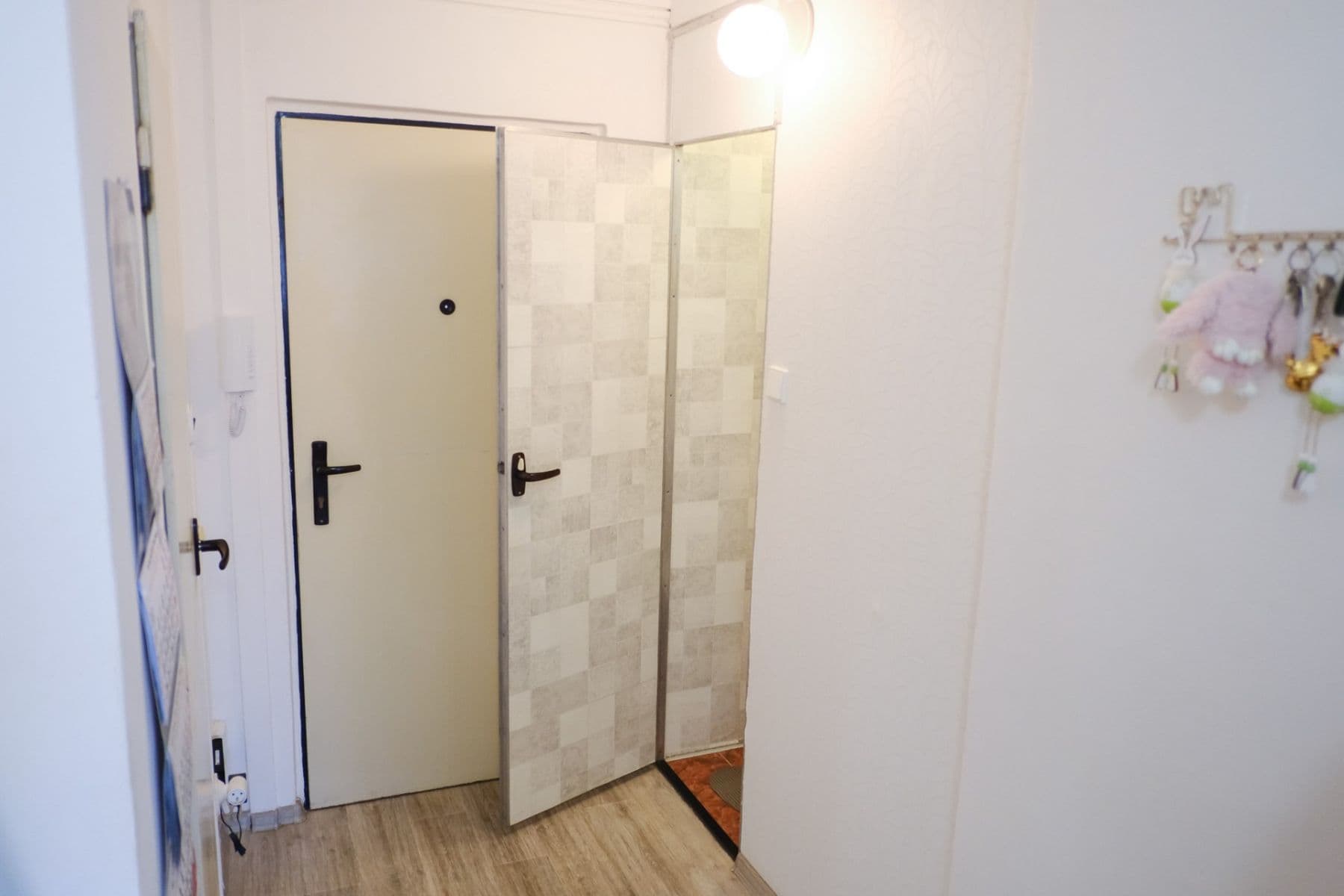 Prodej bytu 3+1 67 m², Nám. V. Čtvrtka, Jičín, Královéhradecký kraj Prodej bytu 3+1 67 m², Nám. V. Čtvrtka, Jičín, Královéhradecký kraj