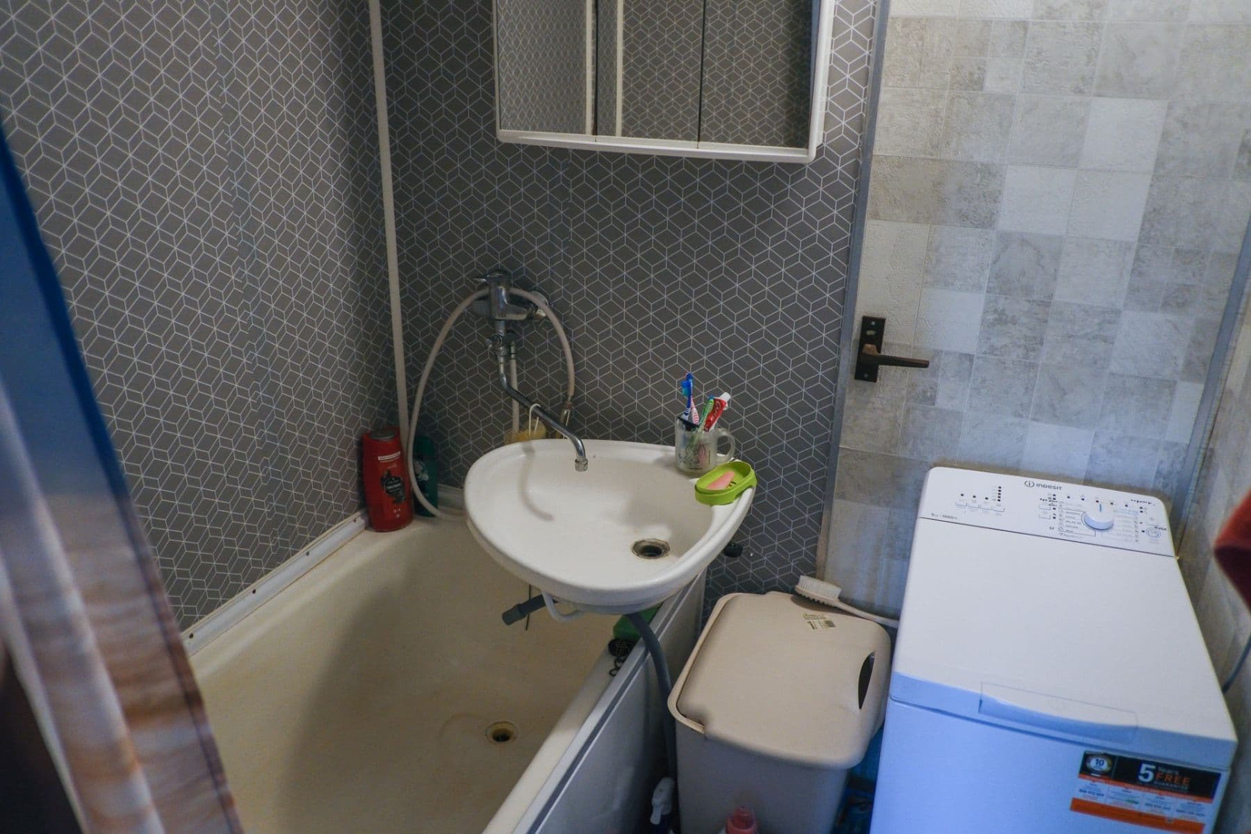 Prodej bytu 3+1 67 m², Nám. V. Čtvrtka, Jičín, Královéhradecký kraj Prodej bytu 3+1 67 m², Nám. V. Čtvrtka, Jičín, Královéhradecký kraj