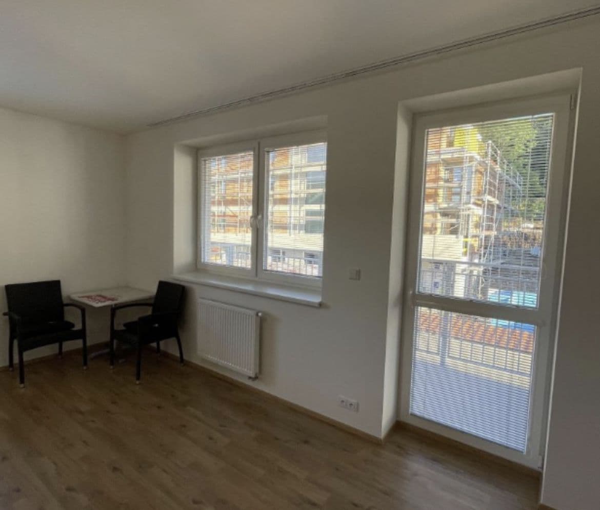 Pronájem bytu 2+kk 62 m², K Cukrovaru, Odolena Voda, Středočeský kraj Pronájem bytu 2+kk 62 m², K Cukrovaru, Odolena Voda, Středočeský kraj