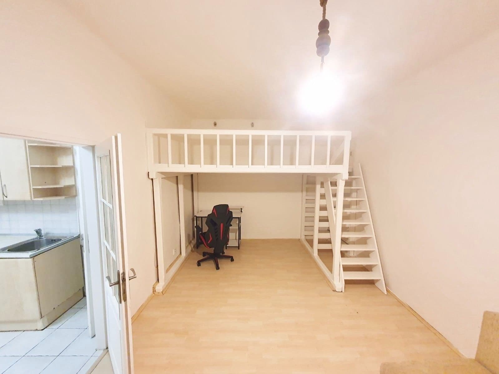 Pronájem bytu 2+1 60 m², Národní obrany, Praha, Praha Pronájem bytu 2+1 60 m², Národní obrany, Praha, Praha